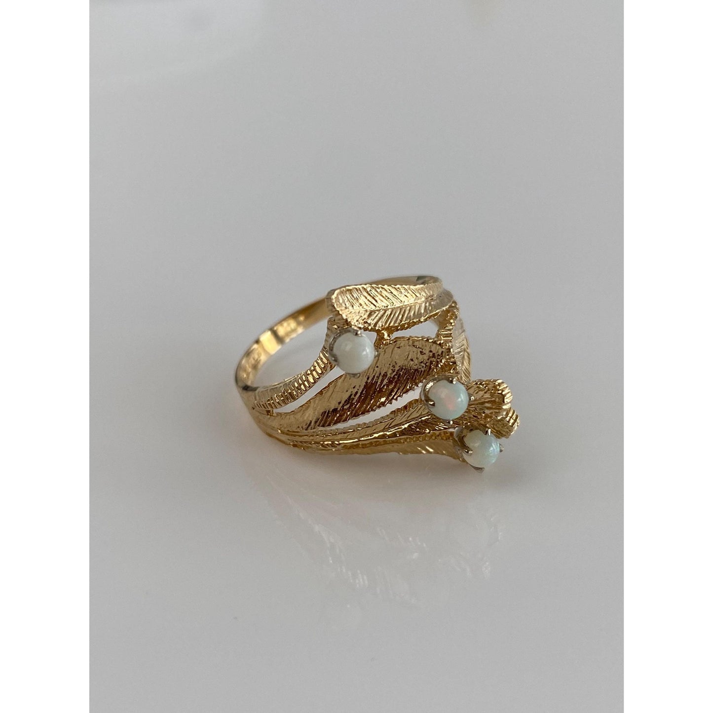 Vintage Solid 14k Yellow Gold Triple Opal Ball Ring - Size 6.75