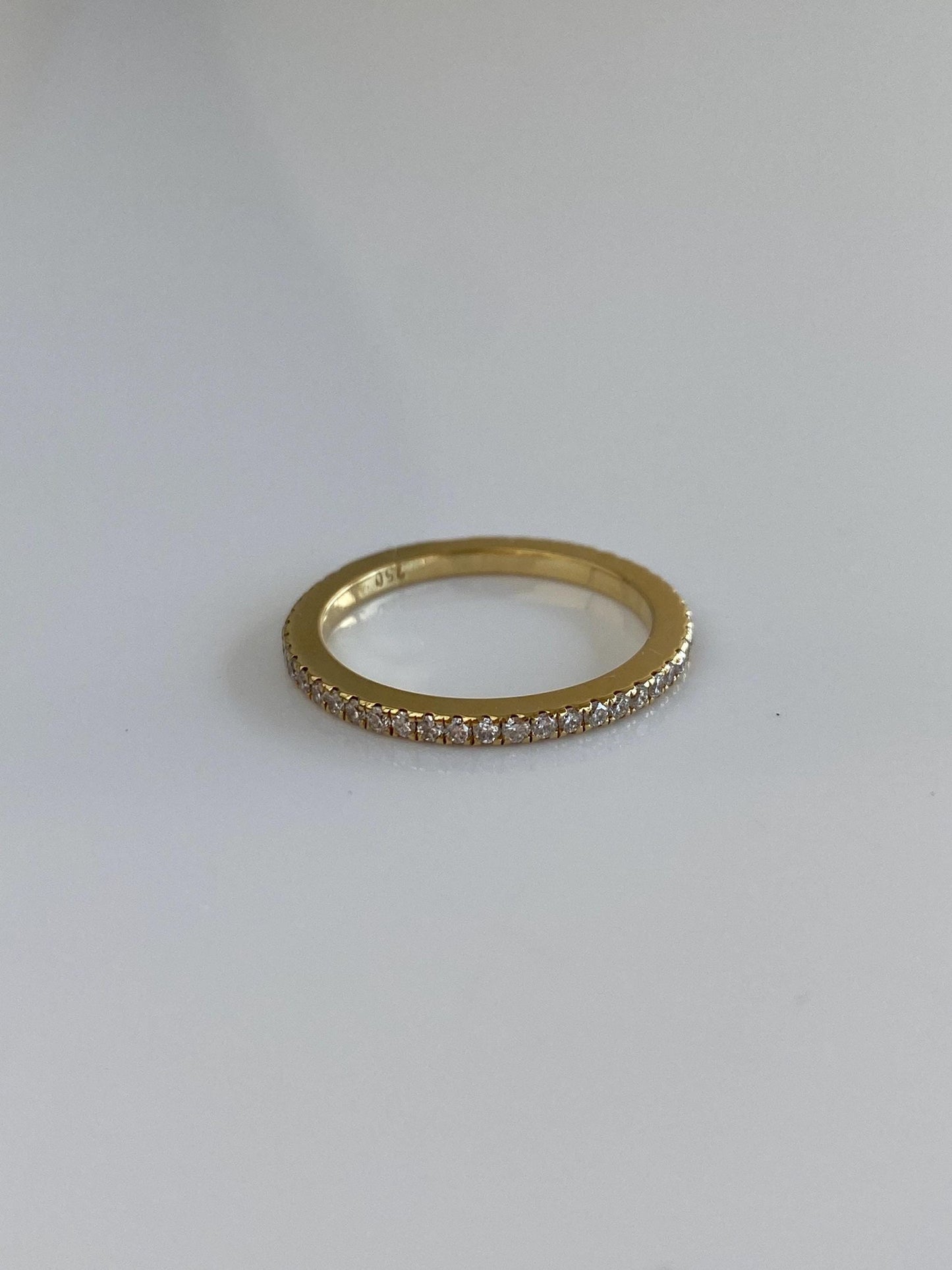 Vintage Solid 18k Yellow Gold Diamonds Slim Ring Band - Size 6.5