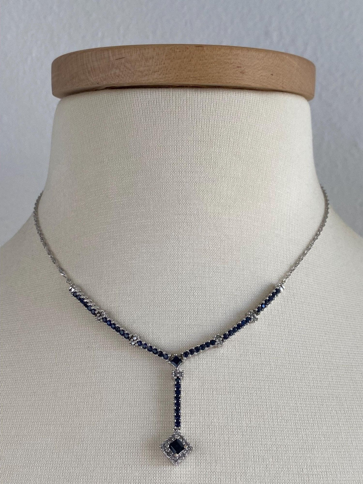 Vintage Solid 14k White Gold Diamonds Blue Sapphire Lariat Twist Chain Necklace - 16.5-19.5 inches