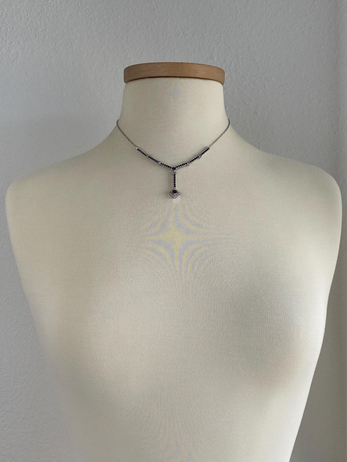Vintage Solid 14k White Gold Diamonds Blue Sapphire Lariat Twist Chain Necklace - 16.5-19.5 inches