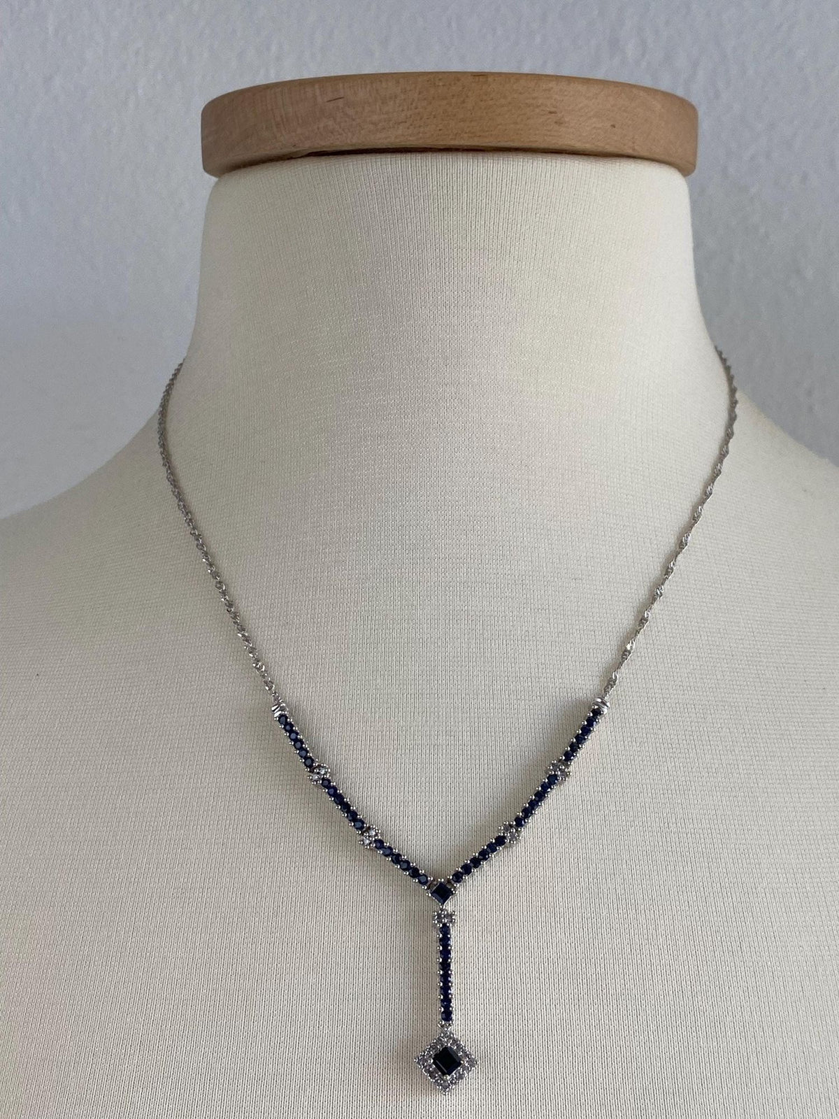Vintage Solid 14k White Gold Diamonds Blue Sapphire Lariat Twist Chain Necklace - 16.5-19.5 inches