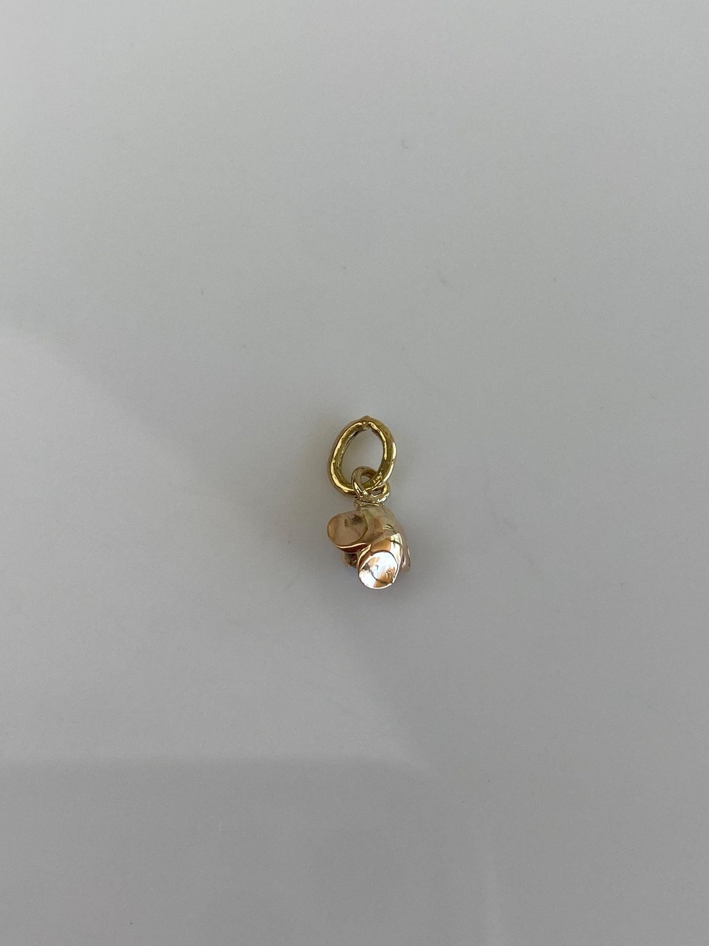 Vintage Solid 18k Yellow Gold Turquoise Flower Charm