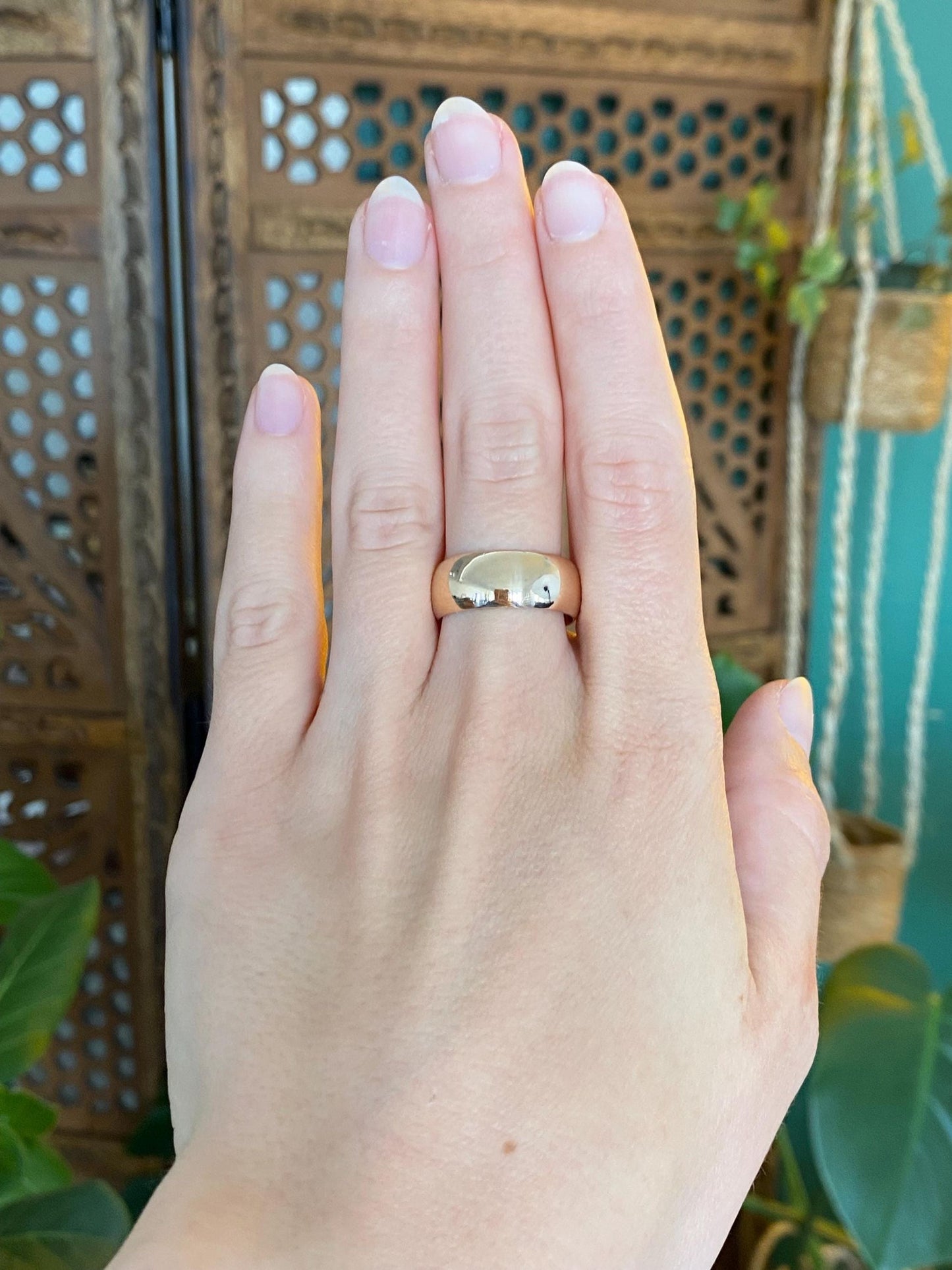 Vintage Solid 10k Yellow Gold Ring Band - Size 8.5