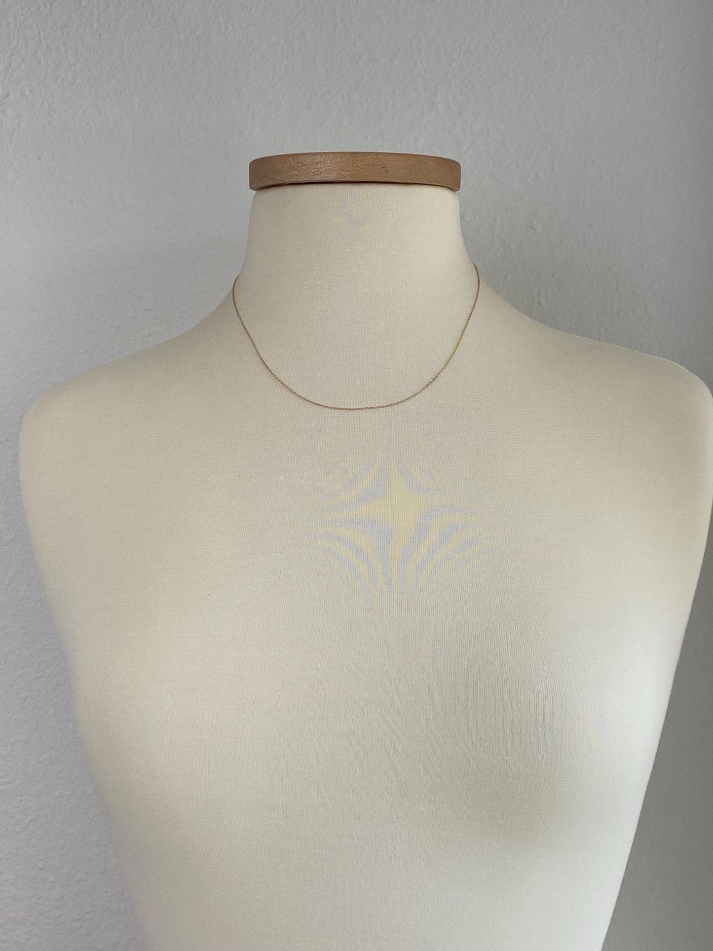 Vintage Solid 10k Yellow Gold Dainty Chain Necklace - 18 inches