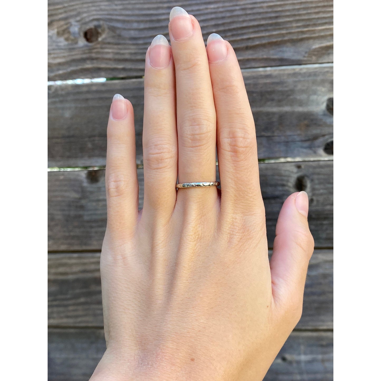 Vintage Solid 18k White Gold Designed Ring Band - Size 6.75