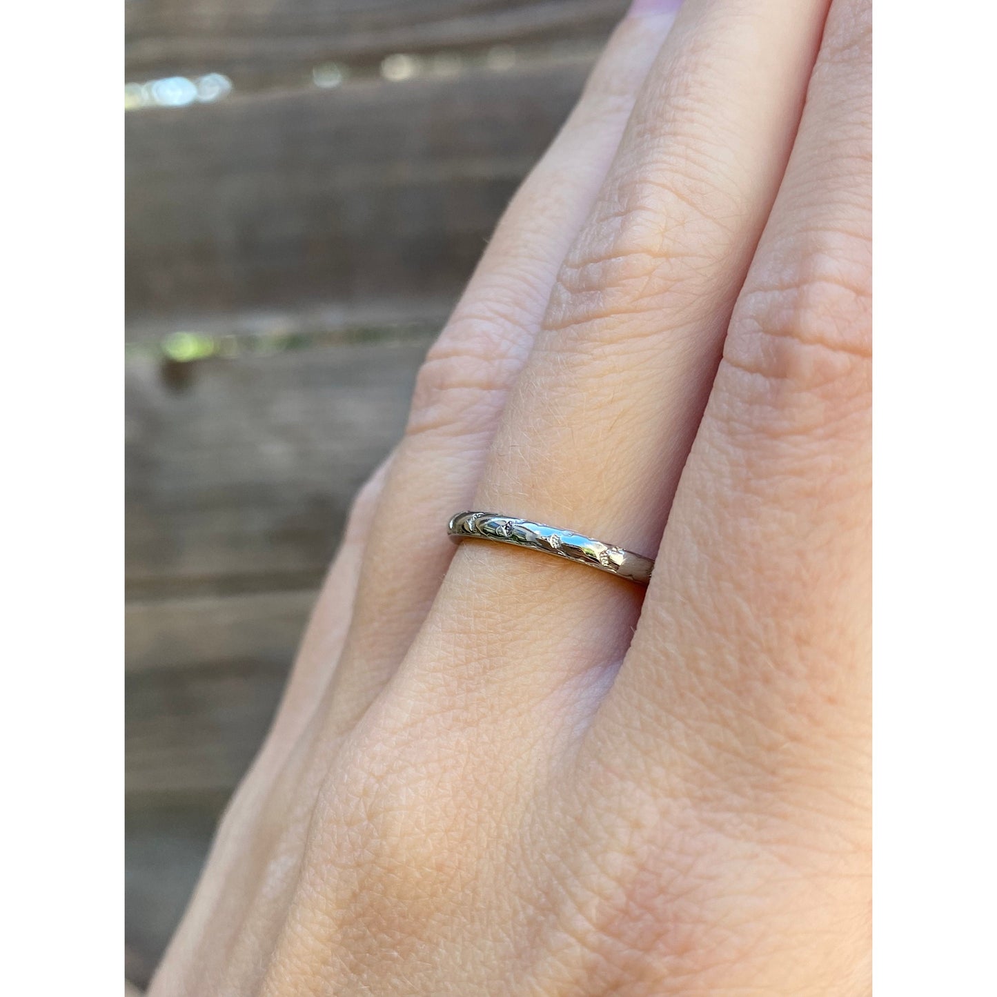 Vintage Solid 18k White Gold Designed Ring Band - Size 6.75