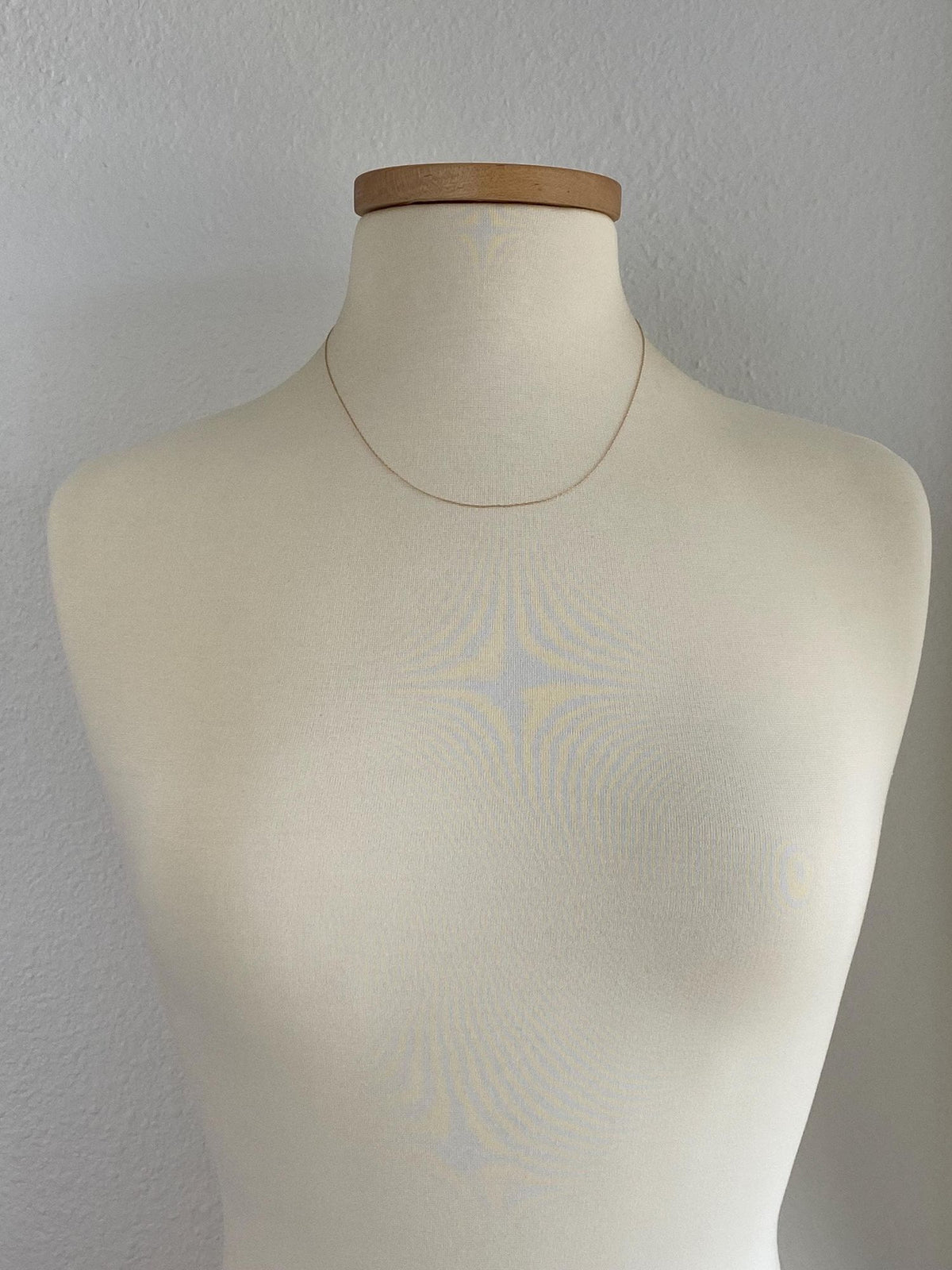Vintage Solid 10k Yellow Gold Dainty Chain Necklace - 18.75 inches