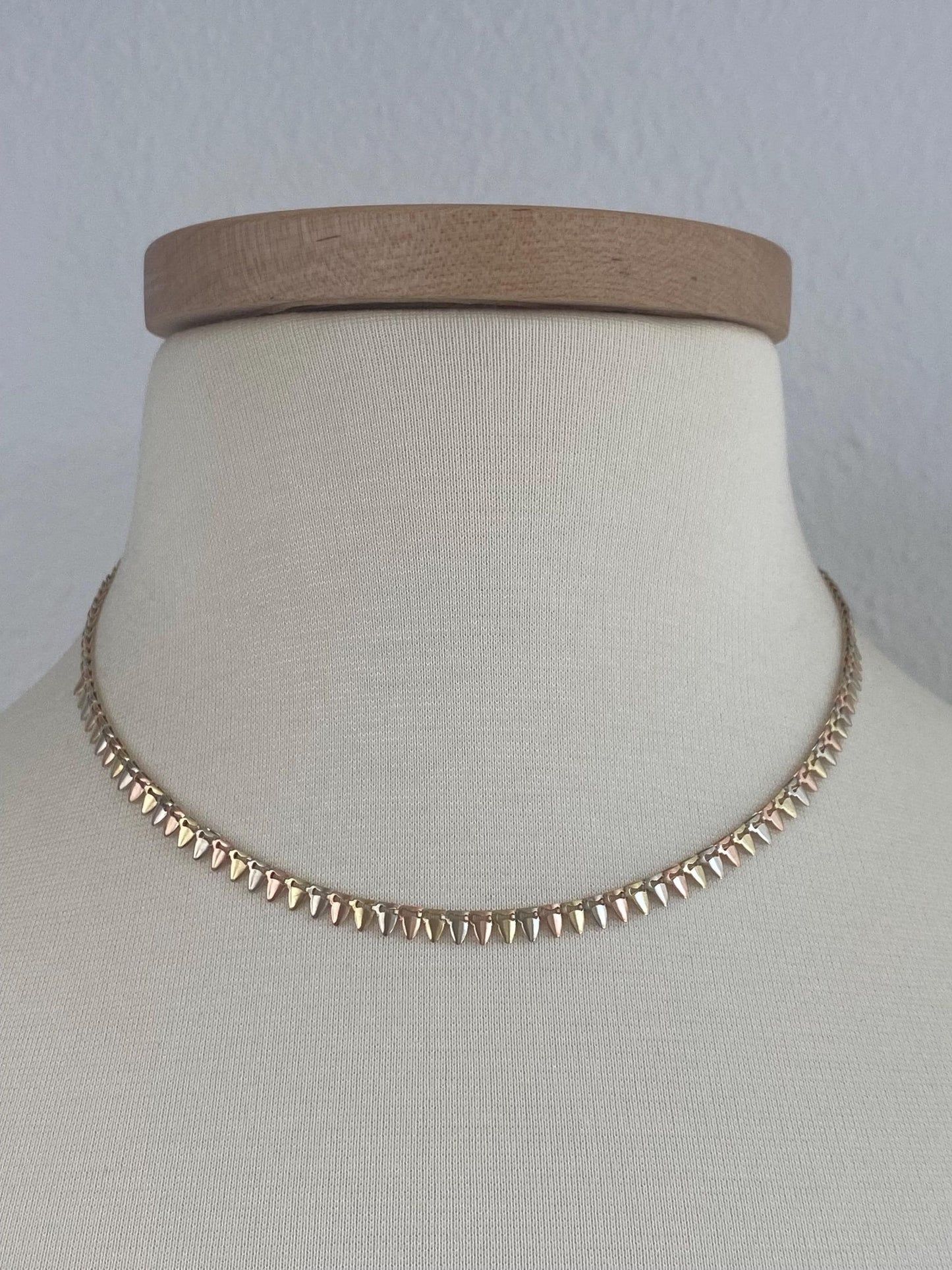 Vintage Solid 14k Tri Tone Gold Fancy Chain Necklace - 16.75 inches