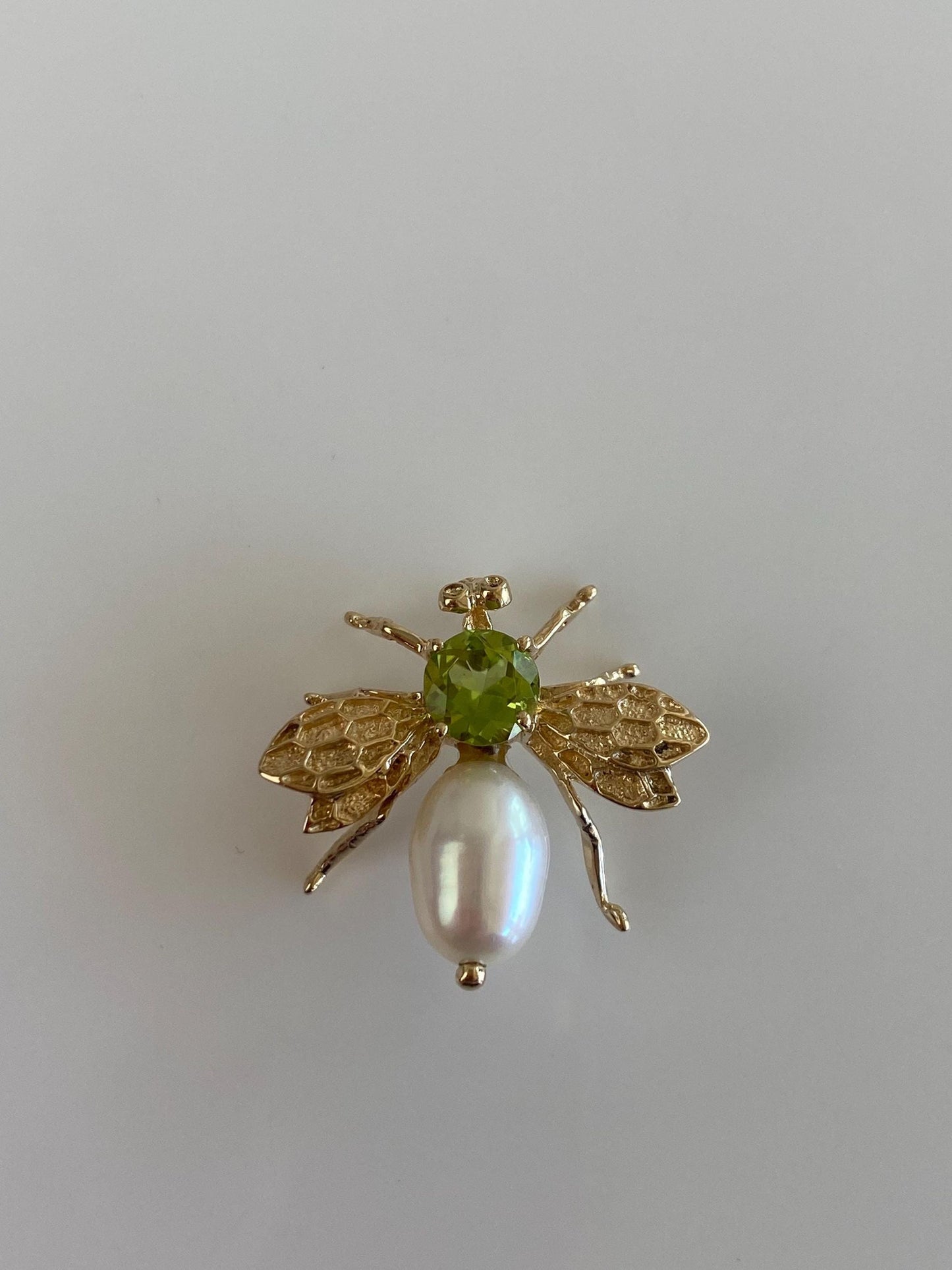 Vintage Solid 14k Yellow Gold Peridot Pearl Bee Slide Charm