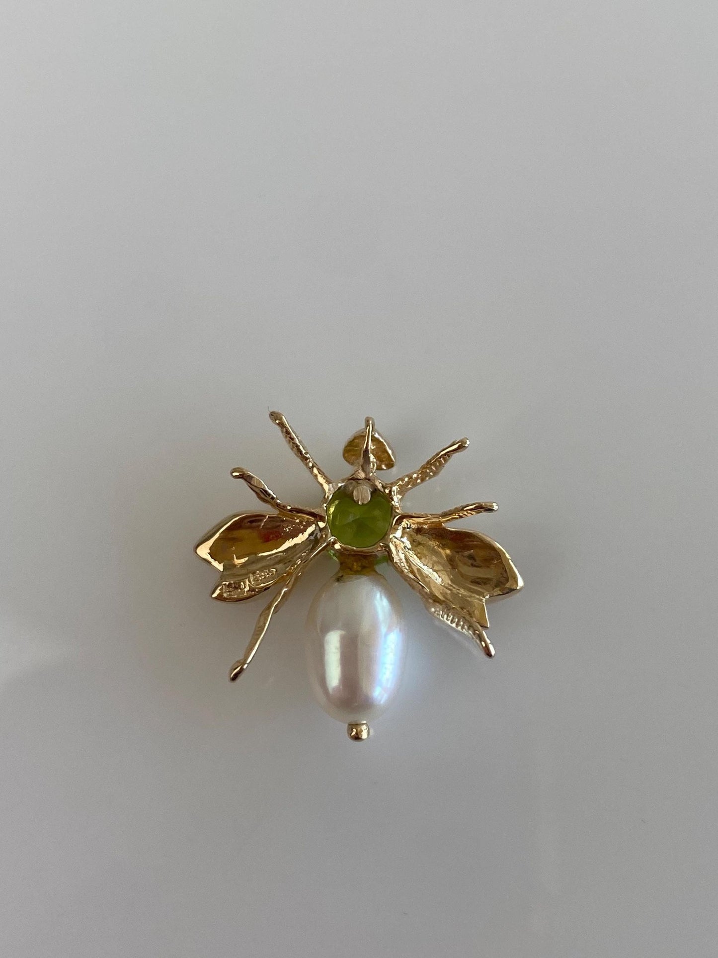 Vintage Solid 14k Yellow Gold Peridot Pearl Bee Slide Charm
