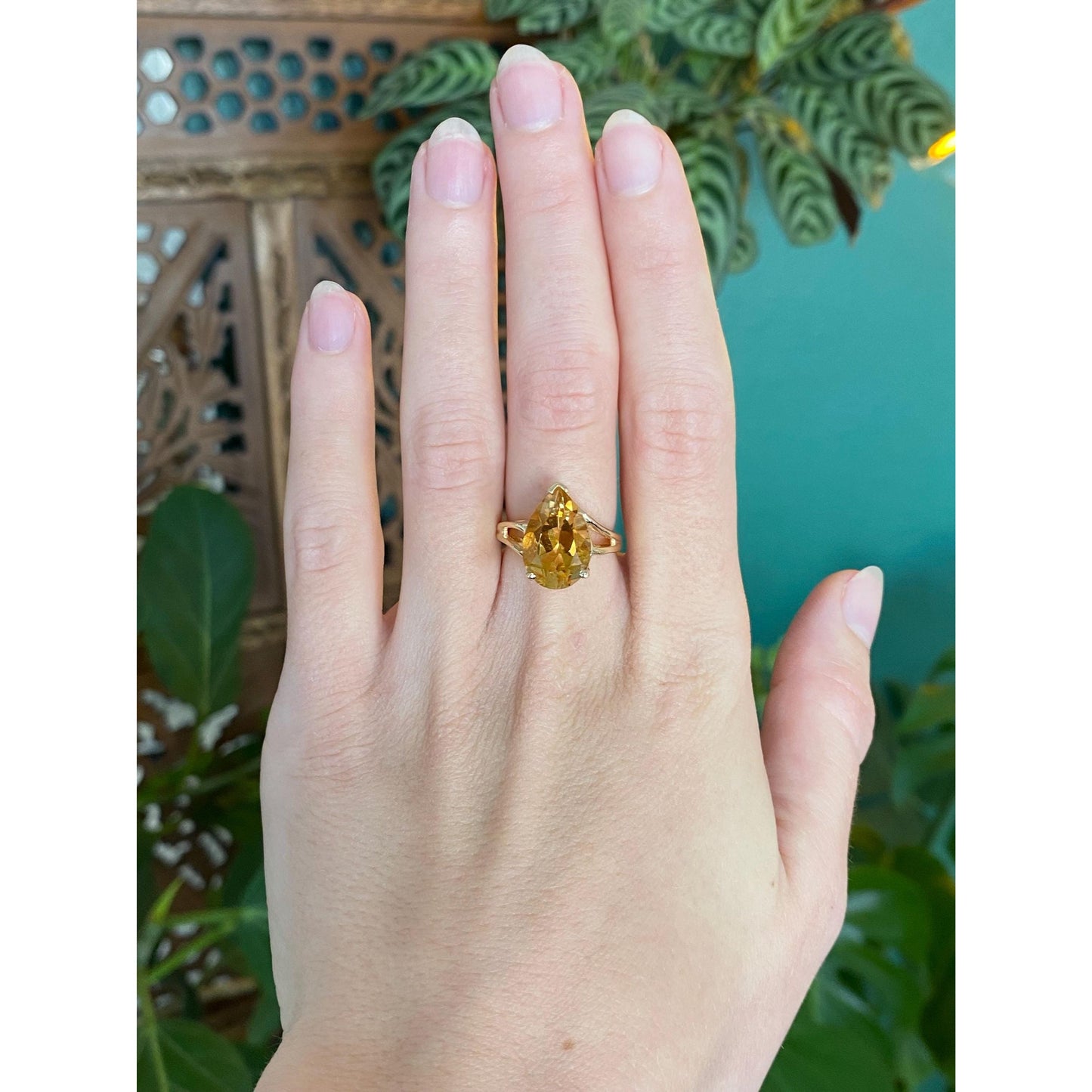 Vintage Solid 10k Yellow Gold Citrine Teardrop Ring - Size 5.75