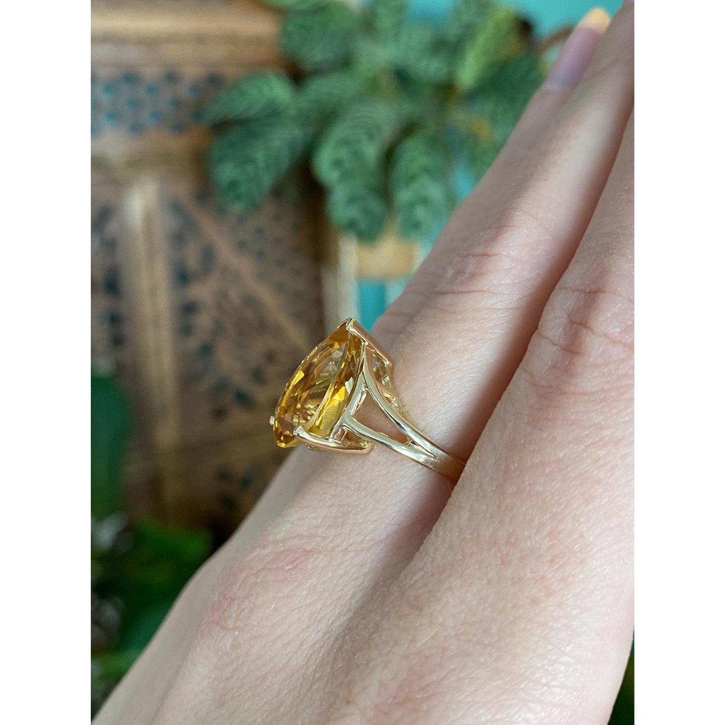 Vintage Solid 10k Yellow Gold Citrine Teardrop Ring - Size 5.75