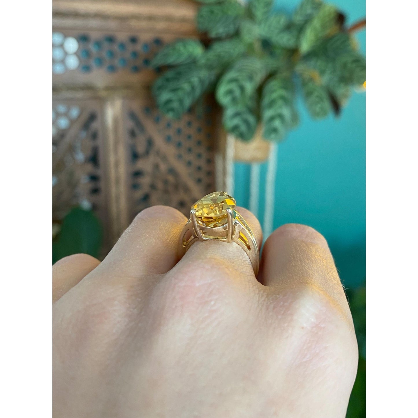 Vintage Solid 10k Yellow Gold Citrine Teardrop Ring - Size 5.75