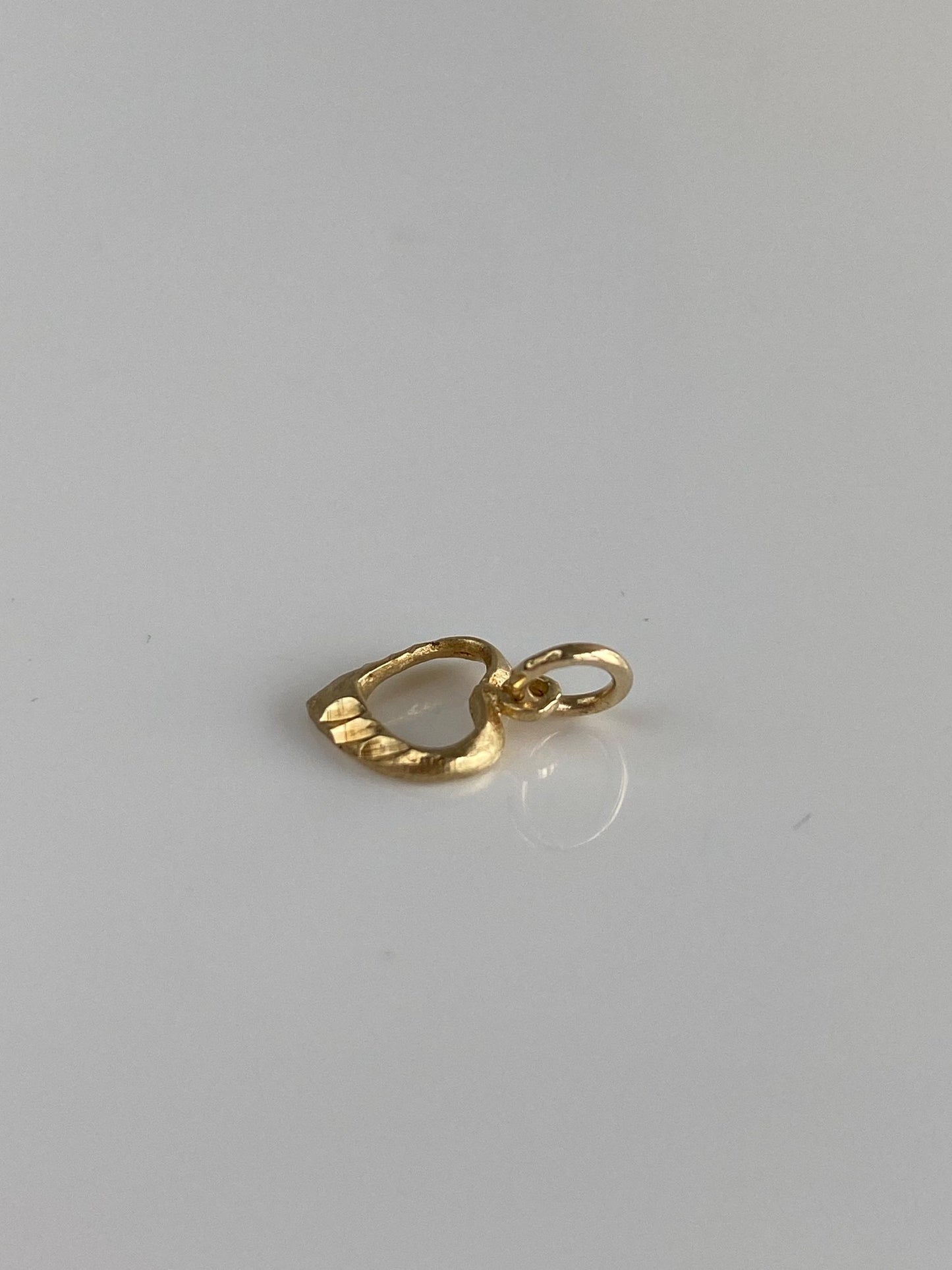 Vintage Solid 14k Yellow Gold Diamond Cut Open Heart Charm