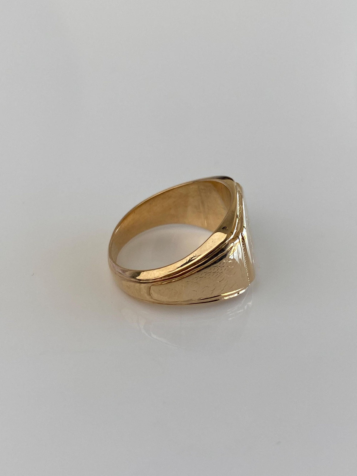 Vintage Solid 14k Yellow Gold Monogram Signet Ring - Size 4.75