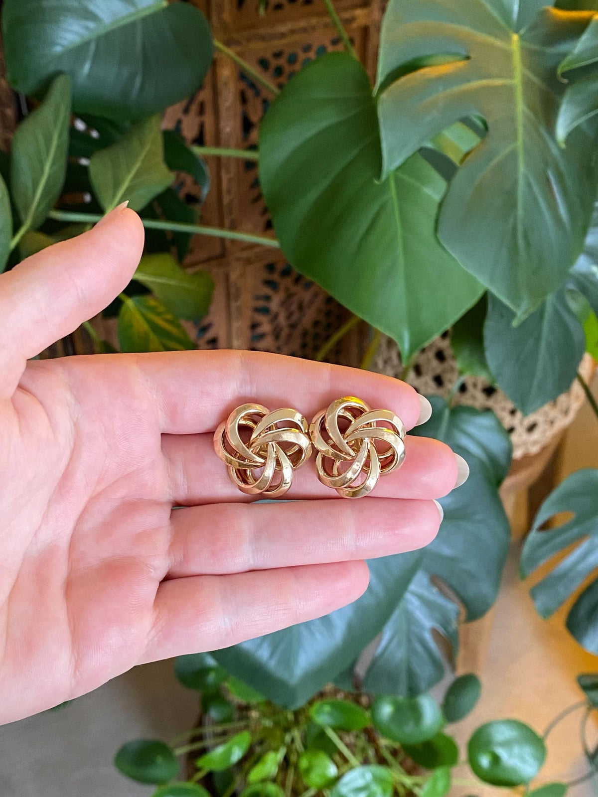 Vintage 14k Yellow Gold Large Knot Drop Earrings