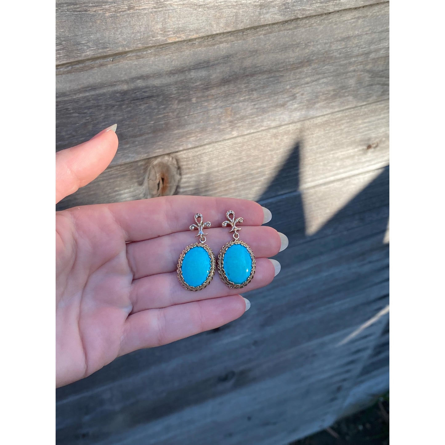 Vintage Solid 14k Yellow Gold Turquoise Ornate Dangle Stud Earrings