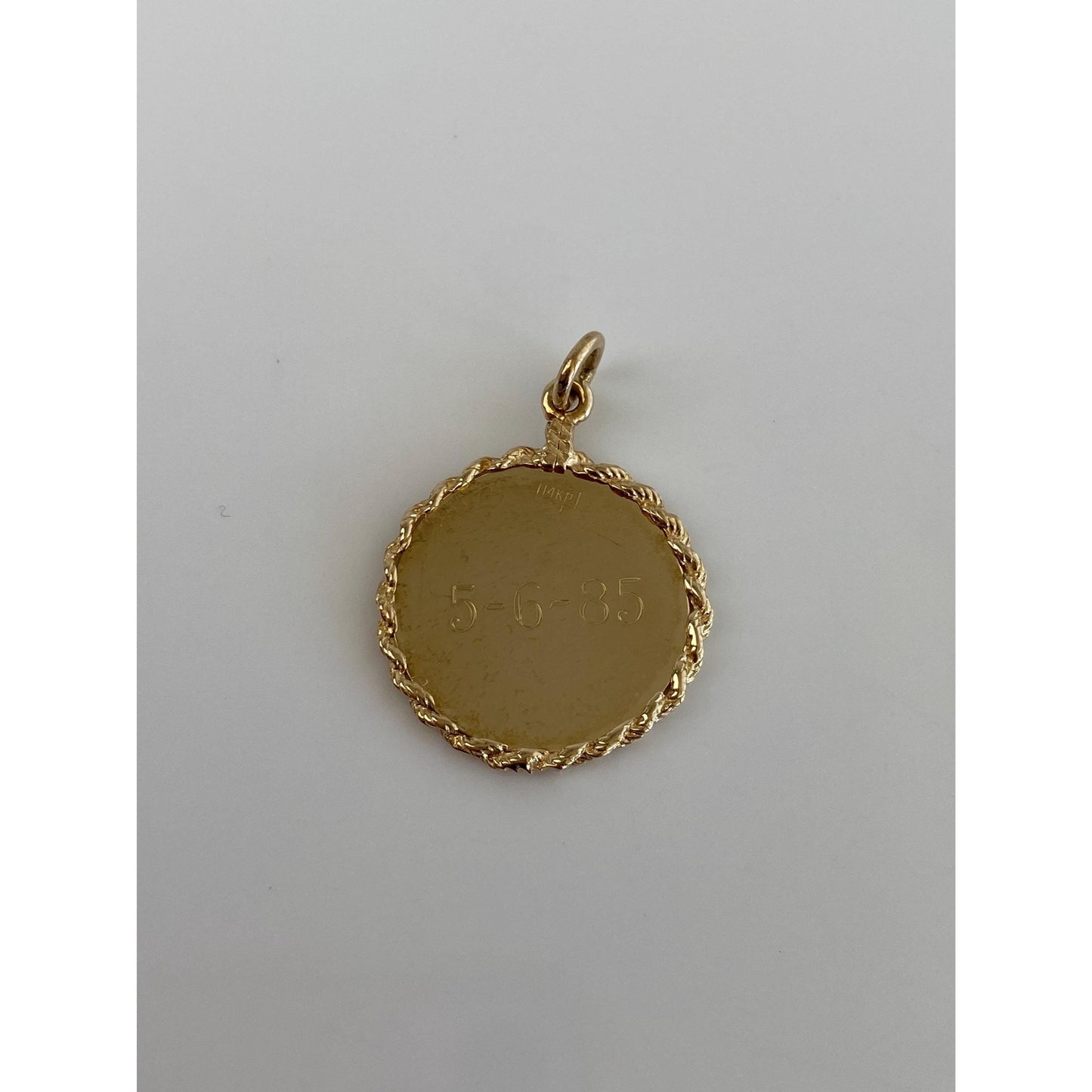 Solid 14k Yellow Gold 1985 Name Kristin Charm