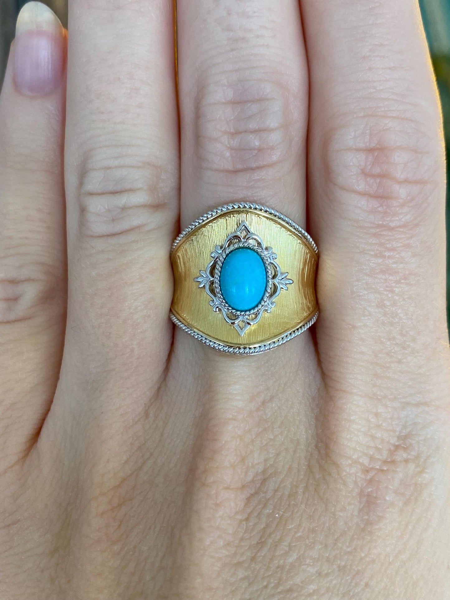 Vintage Solid 14k White & Yellow Gold Turquoise Cabochon Saddle Ring - Size 7.75
