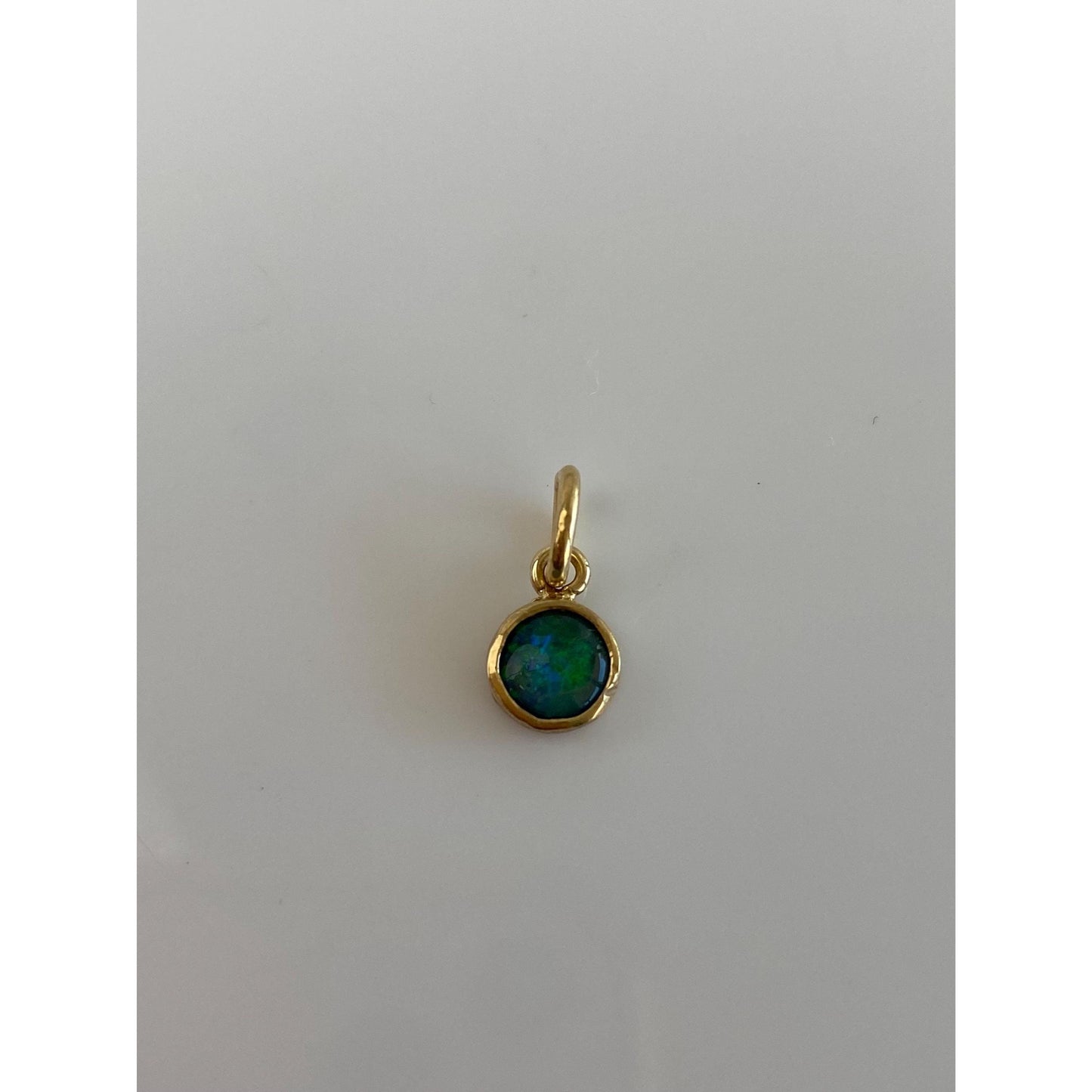 Vintage Solid 18k Yellow Gold Opal Charm