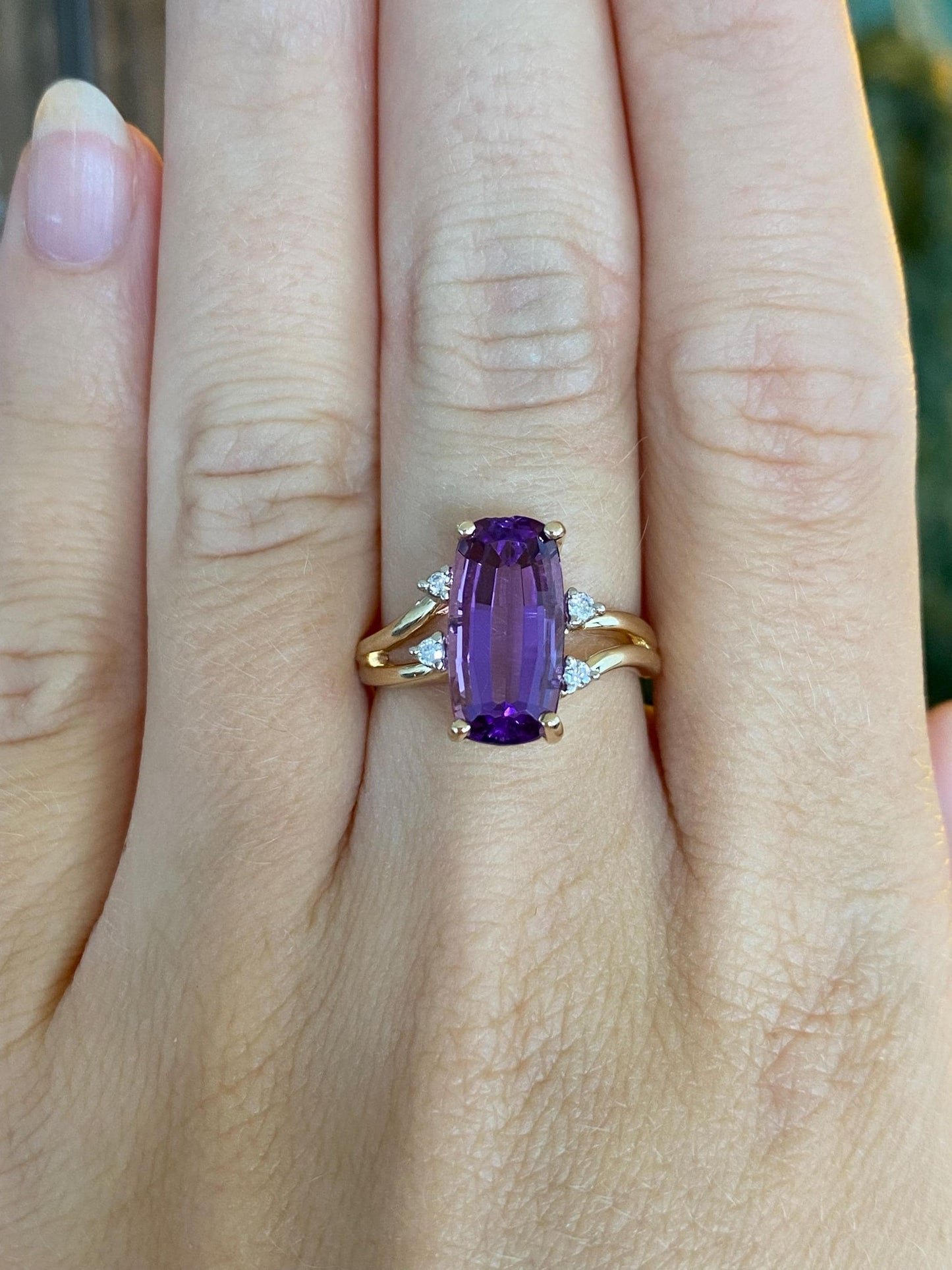 Vintage Solid 14k Yellow Gold Amethyst Diamond Ring - Size 7.25