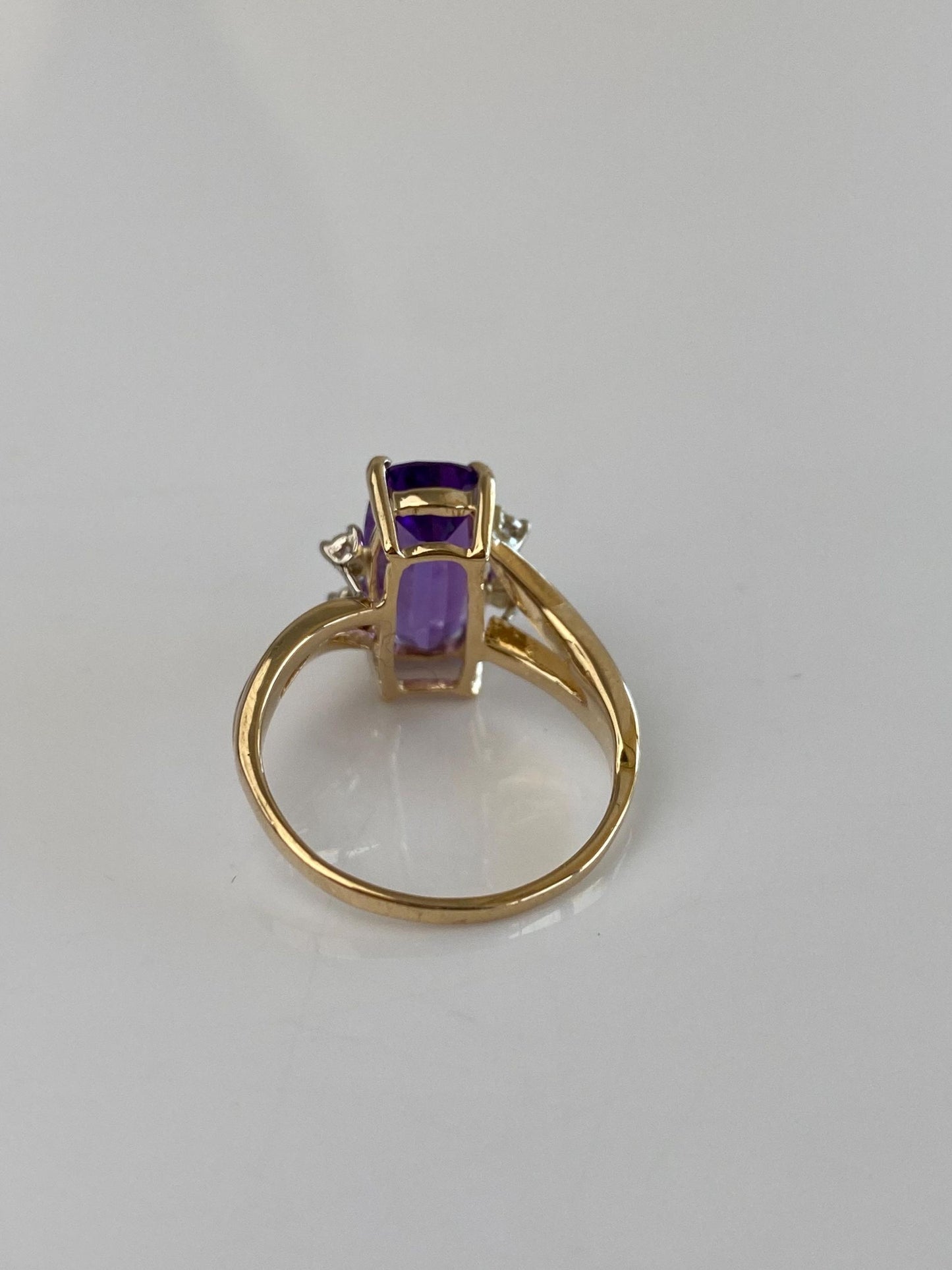 Vintage Solid 14k Yellow Gold Amethyst Diamond Ring - Size 7.25