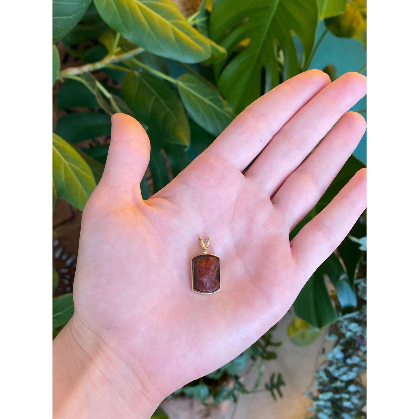 Vintage Solid 14k Yellow Gold Carnelian Cameo Charm