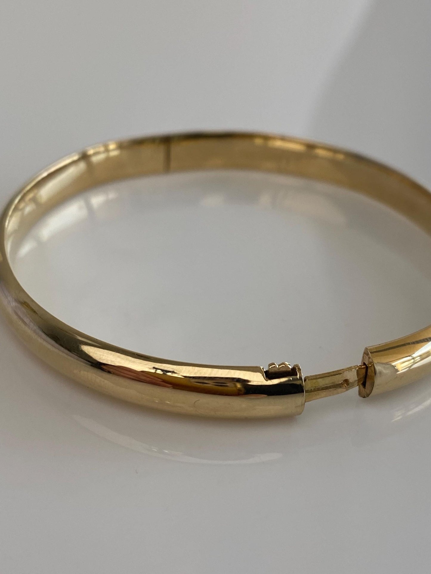 Vintage 14k Yellow Gold Bracelet - 6.75 Inches