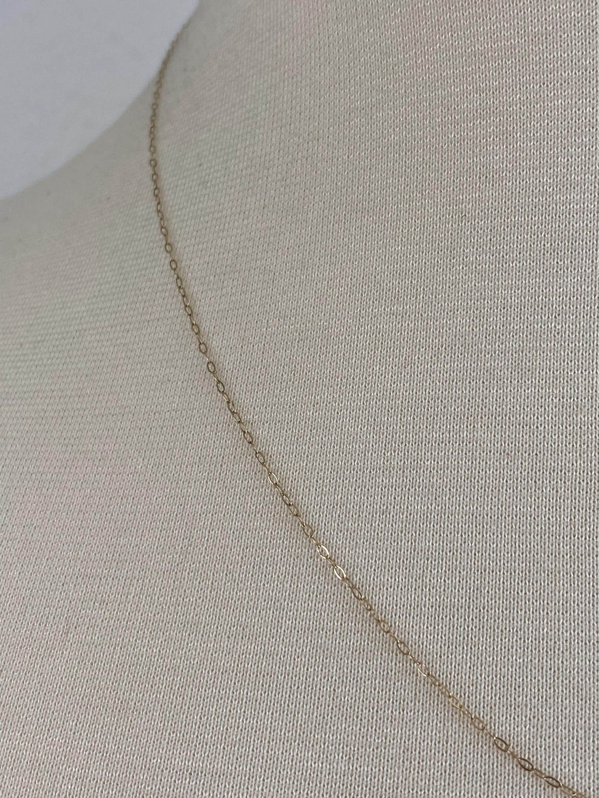 Vintage Solid 14k Yellow Gold Dainty Elongated Cable Chain Necklace - 19 inches