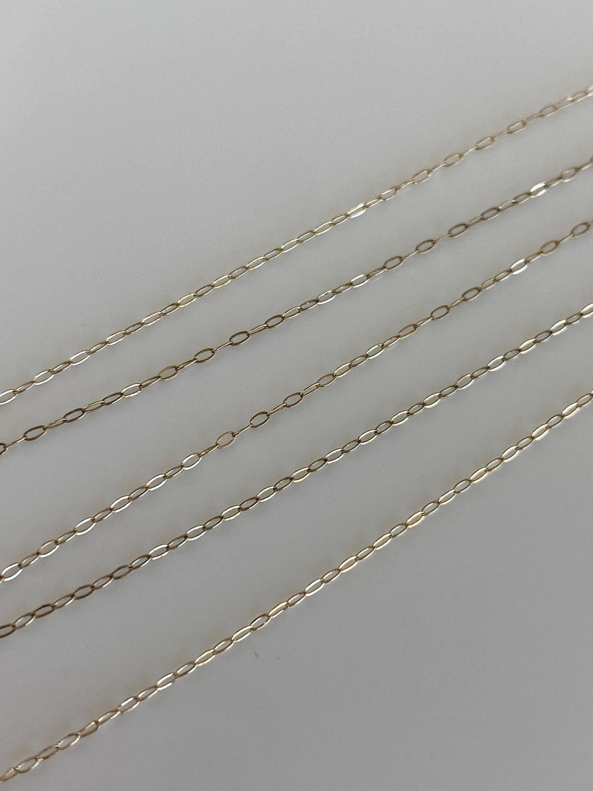 Vintage Solid 14k Yellow Gold Dainty Elongated Cable Chain Necklace - 19 inches