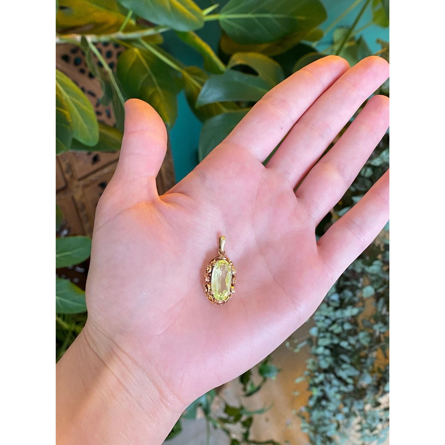 Vintage Solid 14k Yellow Gold Light Green Spinel Charm