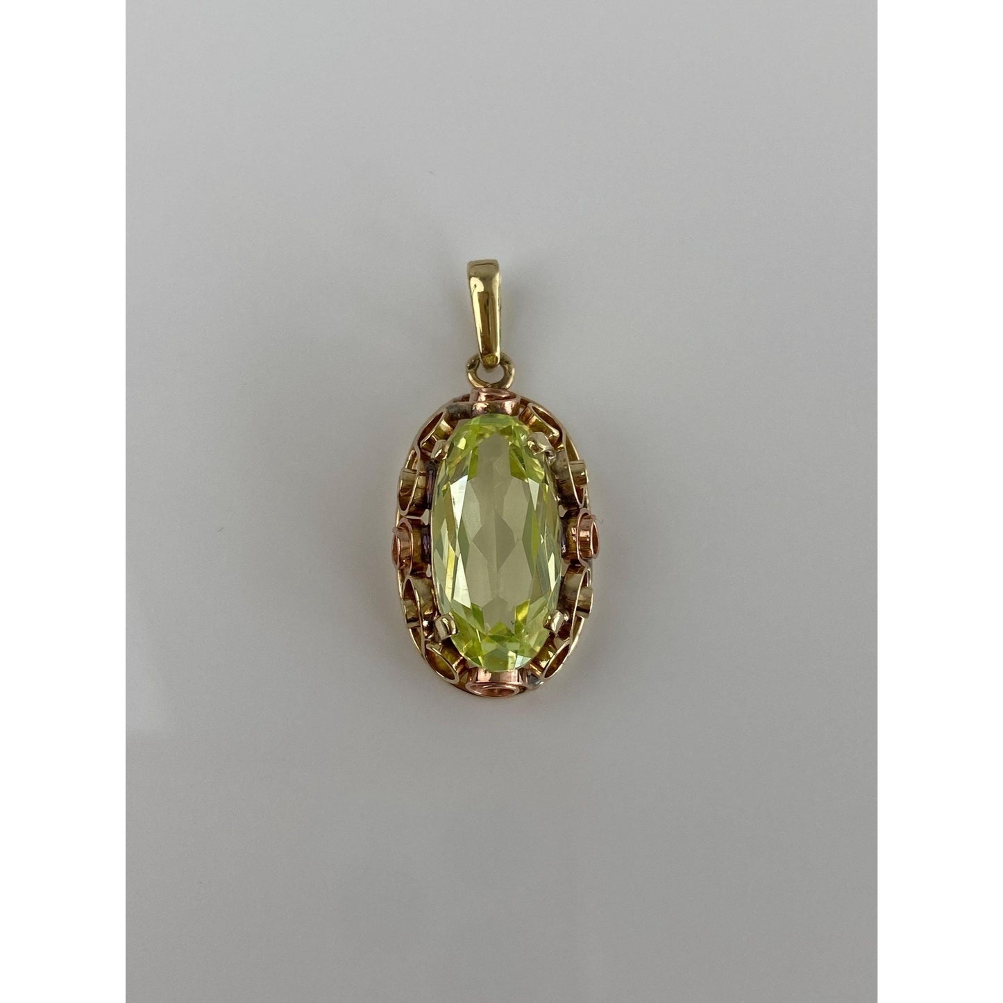 Vintage Solid 14k Yellow Gold Light Green Spinel Charm