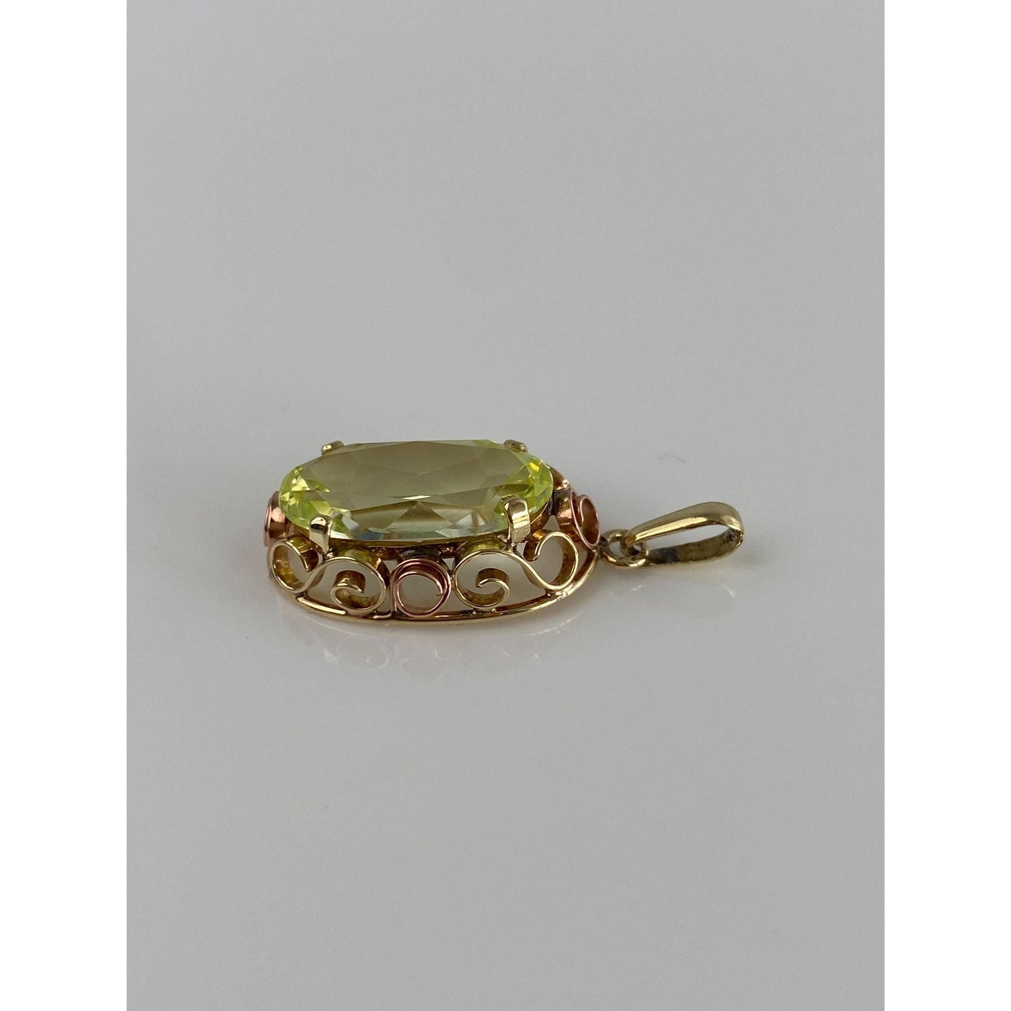 Vintage Solid 14k Yellow Gold Light Green Spinel Charm