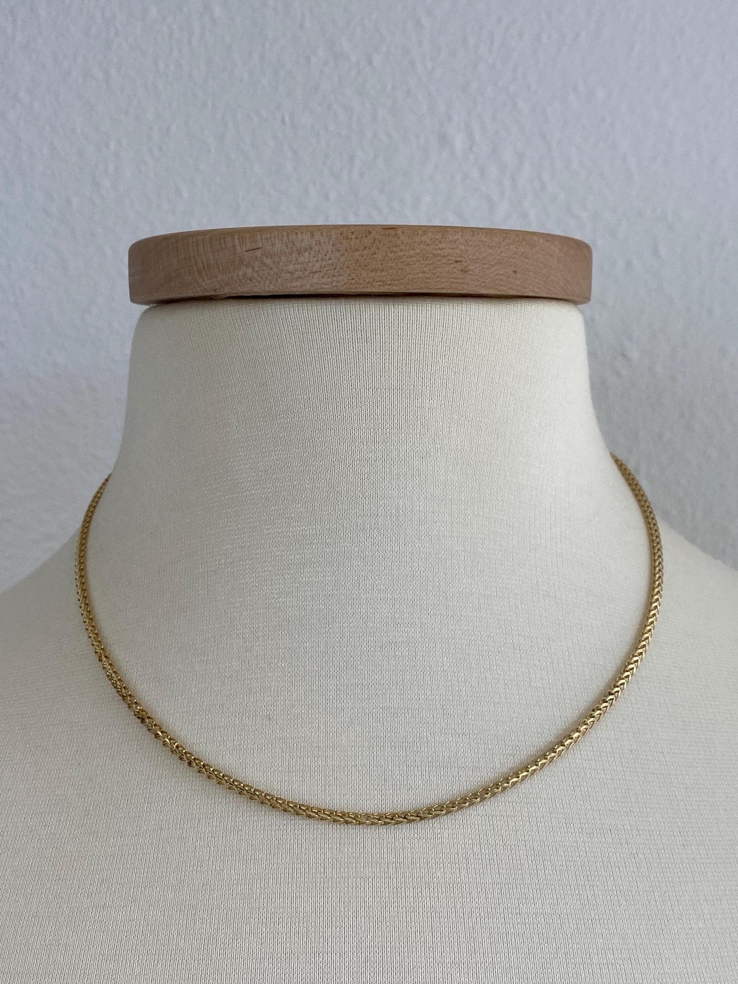 Vintage Solid 14k Yellow Gold Flat Wheat Chain Necklace - 17.75 inches