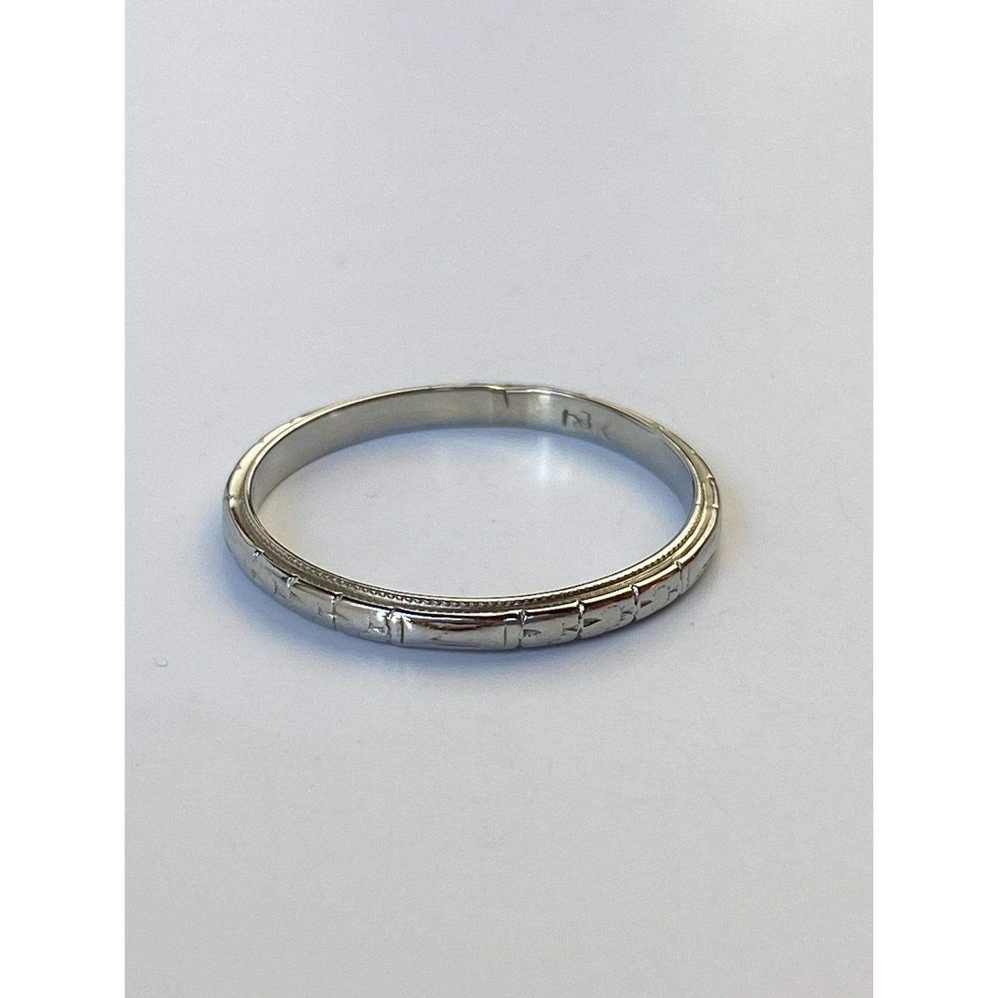 Vintage Solid 18k White Gold Designed Miligrain Ring Band - Size 7.5