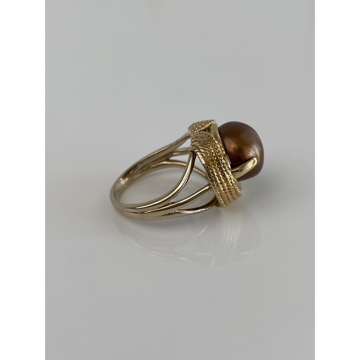 Vintage Solid 14k Yellow Gold Brown Pearl Ring - Size 8.25