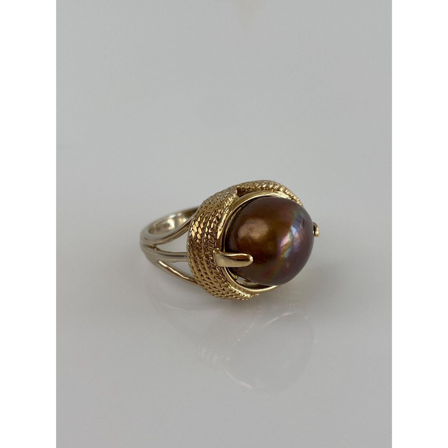 Vintage Solid 14k Yellow Gold Brown Pearl Ring - Size 8.25