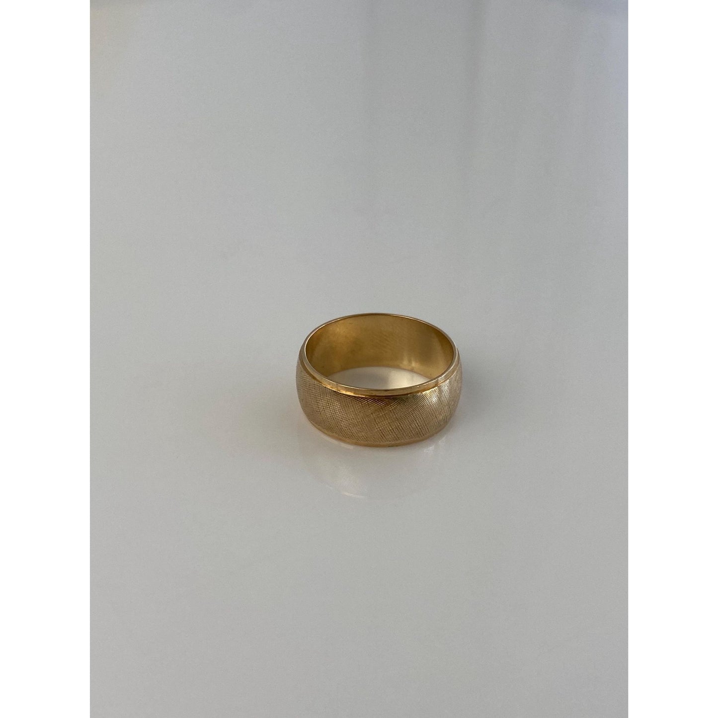 Vintage Solid 14k Yellow Gold Crosshatch Ring Band - Size 6.25