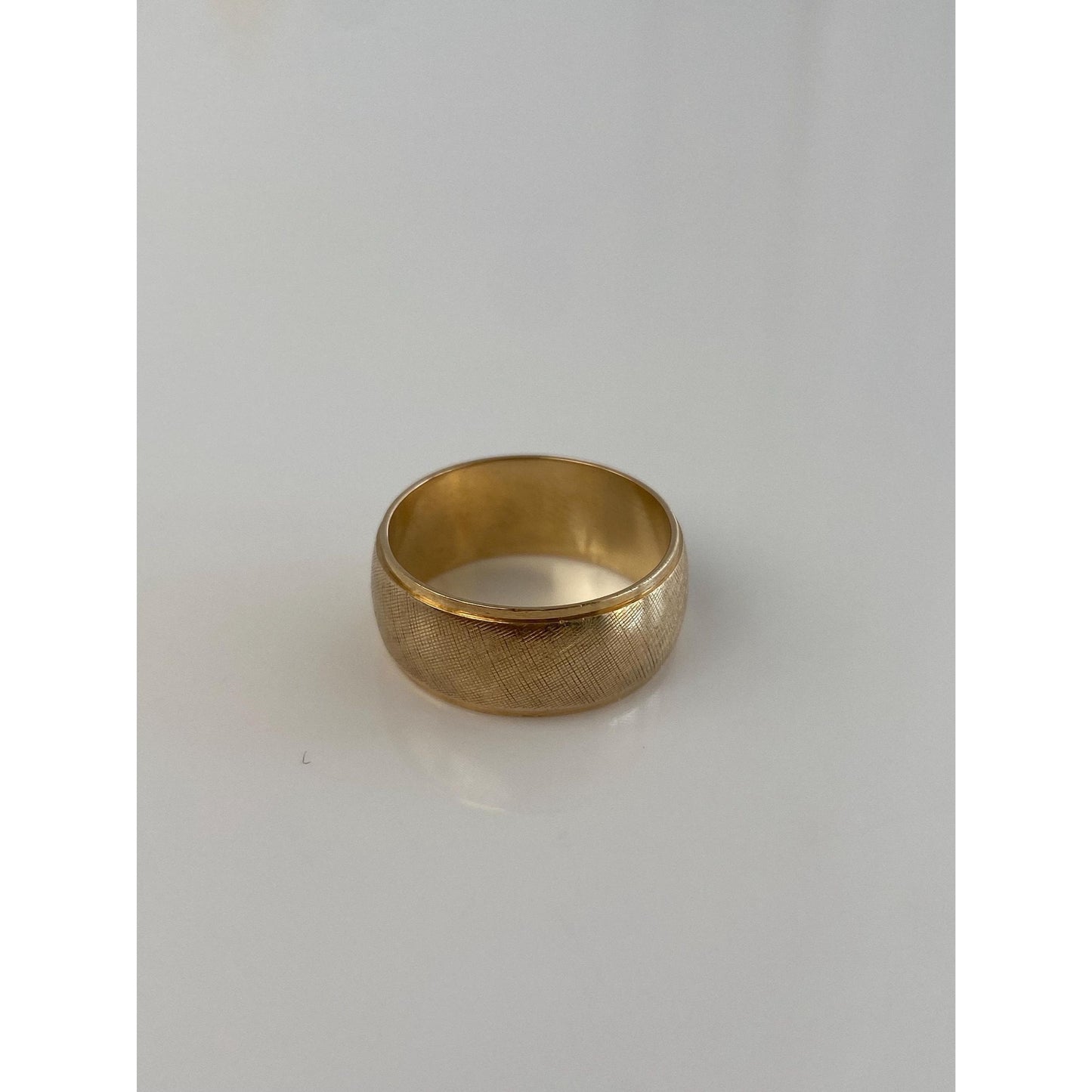 Vintage Solid 14k Yellow Gold Crosshatch Ring Band - Size 6.25
