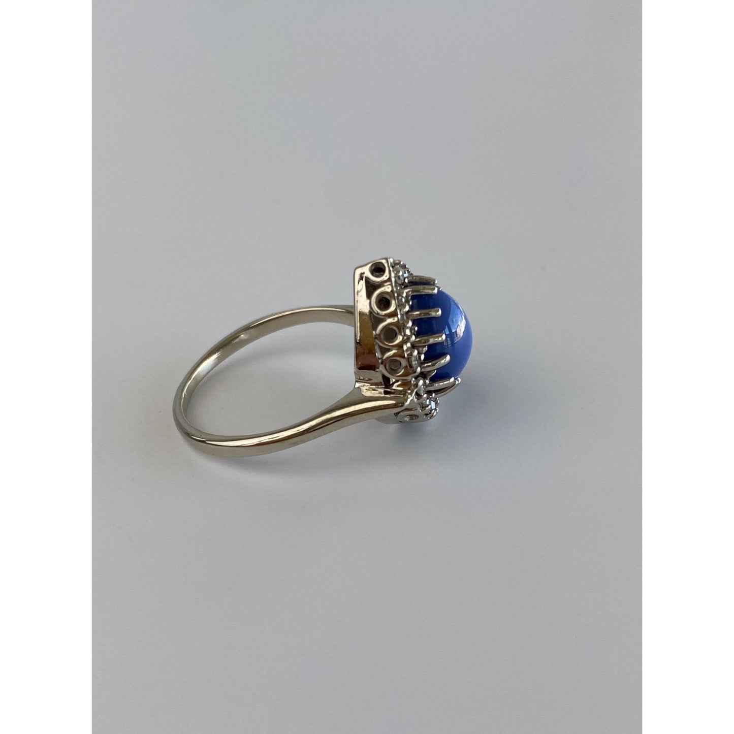 Vintage Solid 14k White Gold Blue Star Sapphire Diamond Ring - Size 6.75