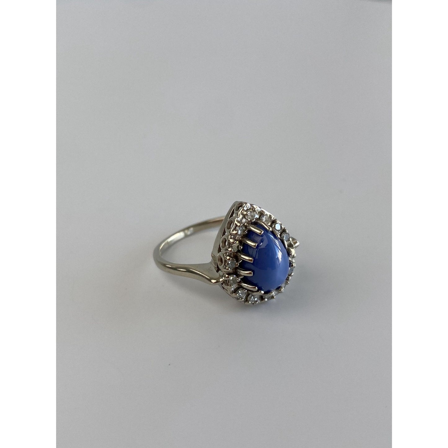 Vintage Solid 14k White Gold Blue Star Sapphire Diamond Ring - Size 6.75