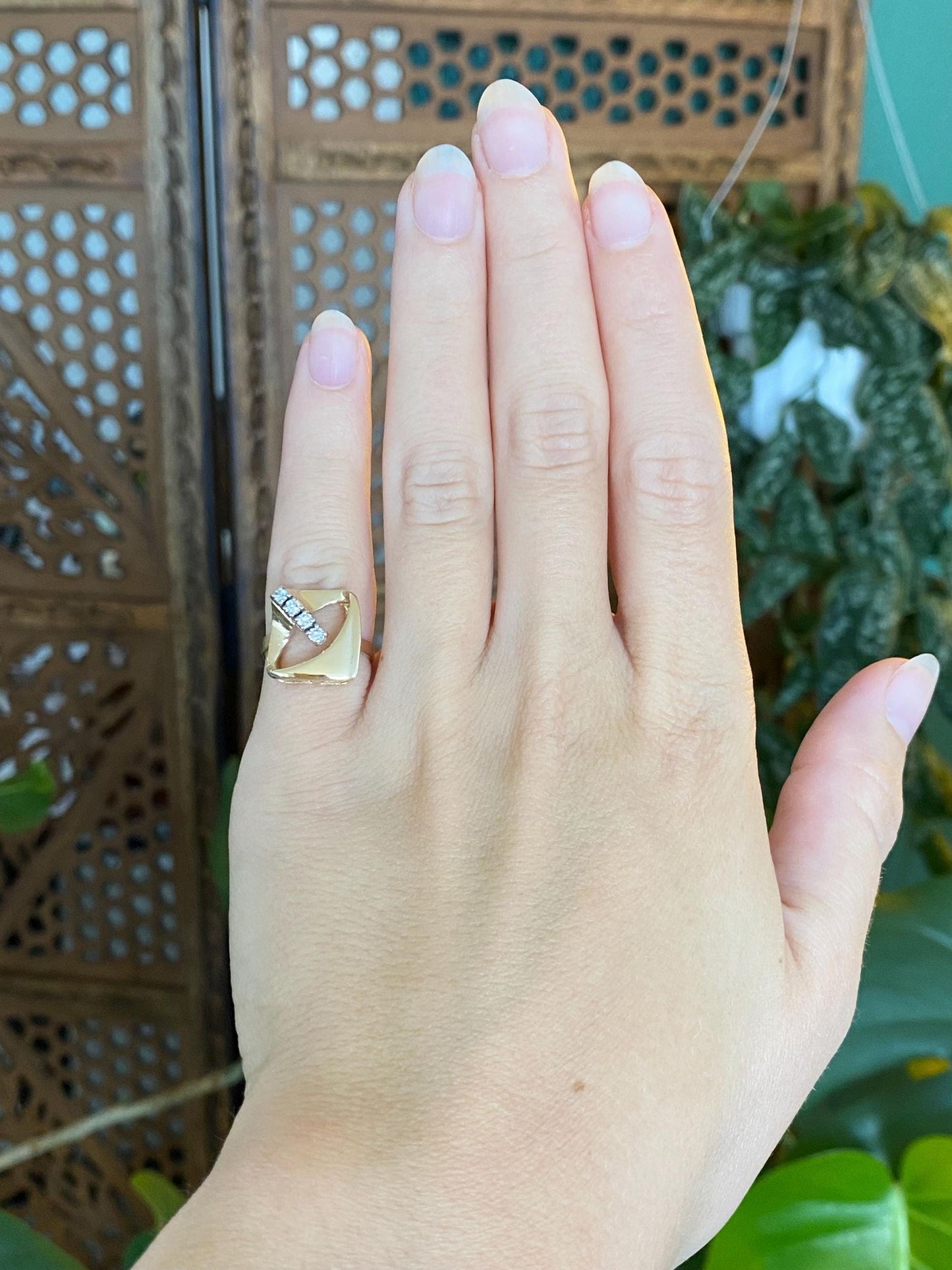 Vintage Solid 14k White & Yellow Gold Diamond Abstract Shape Ring - Size 4.25