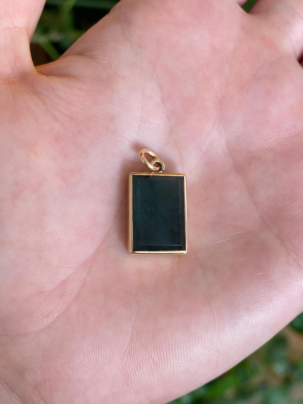 Vintage Solid 14k Yellow Gold Green Agate Cufflink Conversion Charm