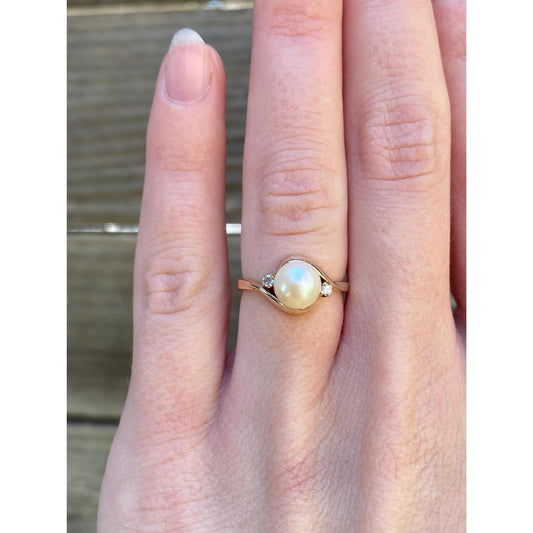Vintage Solid 14k Yellow Gold Diamond Pearl Twist Ring - Size 4.75