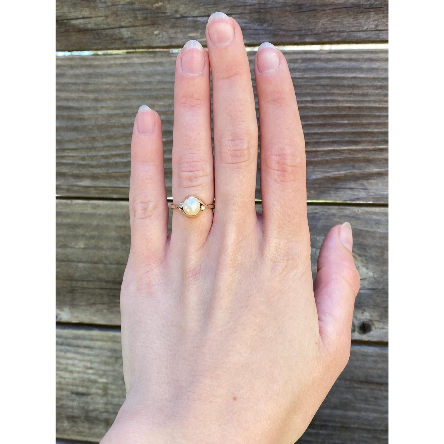 Vintage Solid 14k Yellow Gold Diamond Pearl Twist Ring - Size 4.75