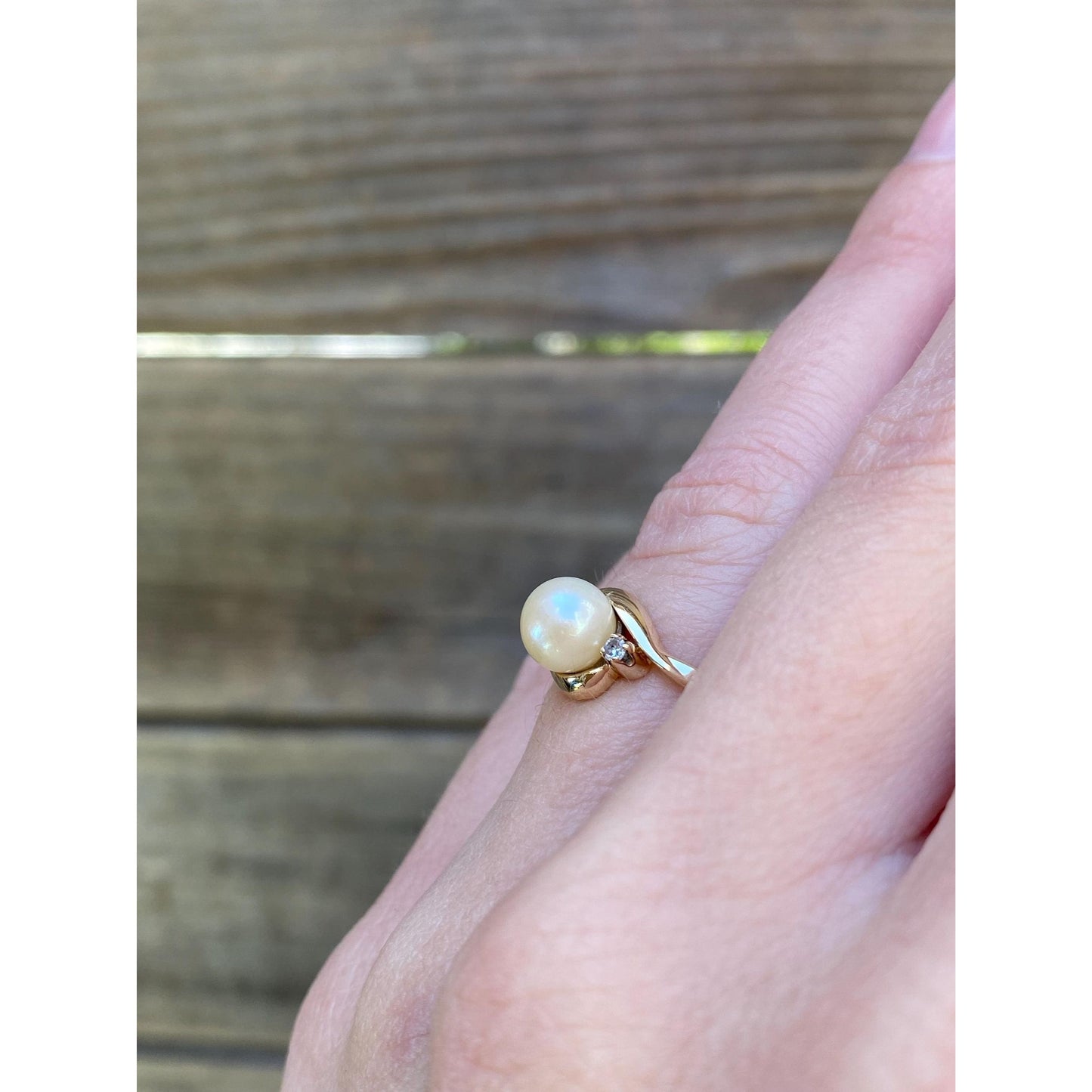 Vintage Solid 14k Yellow Gold Diamond Pearl Twist Ring - Size 4.75