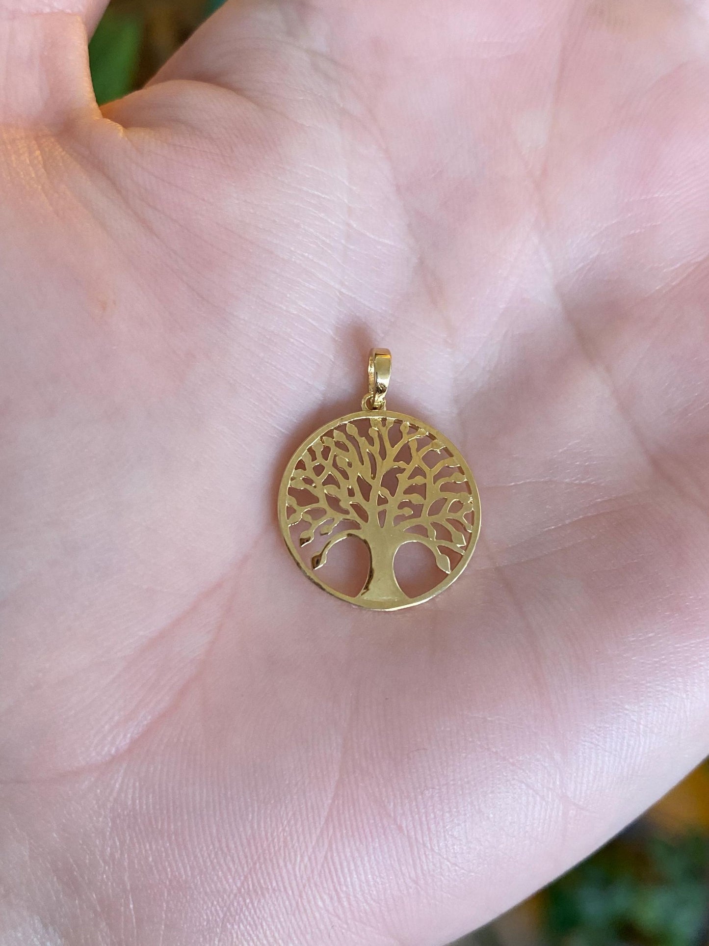 Vintage Solid 18k Yellow Gold Tree Charm