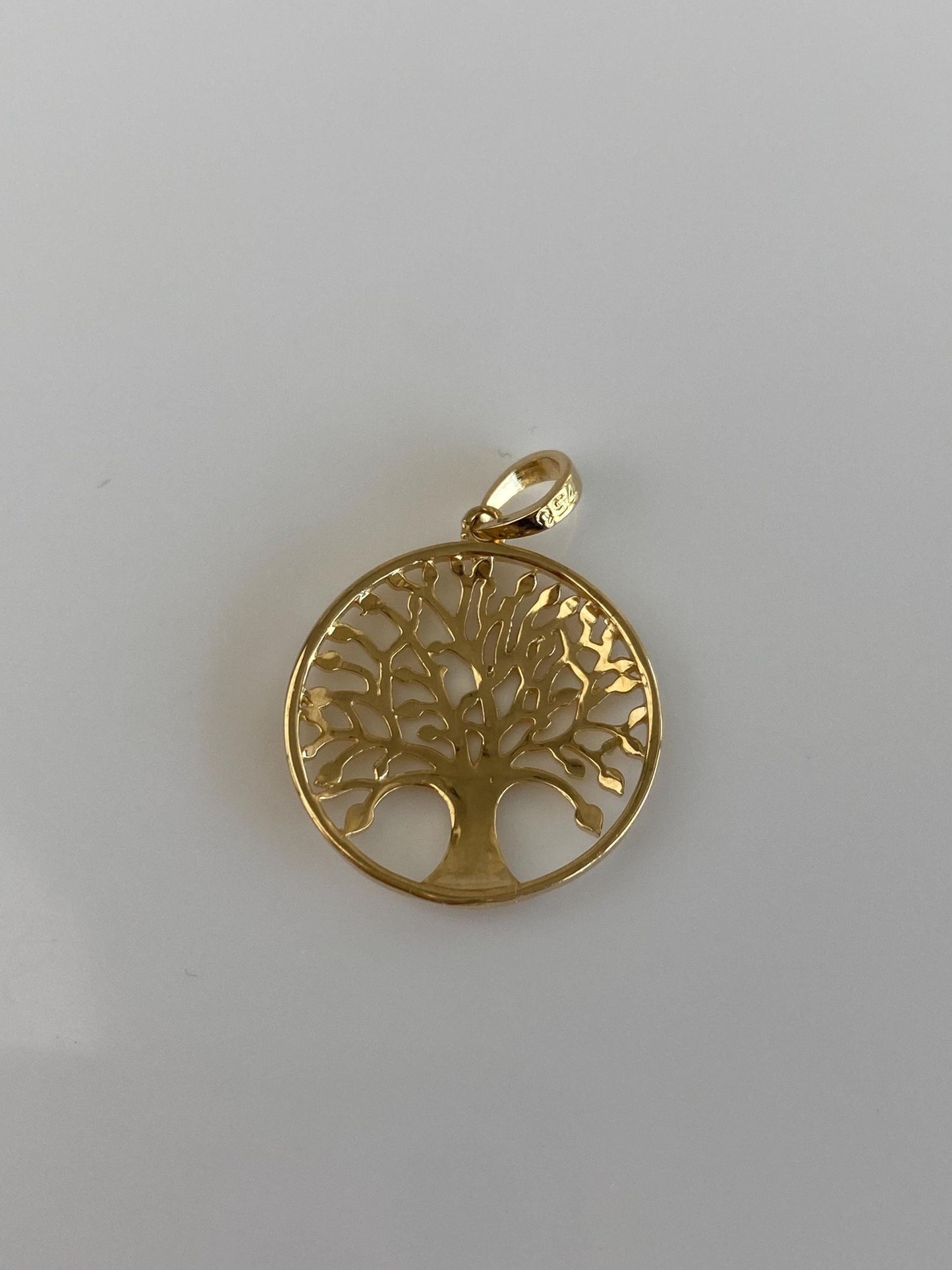 Vintage Solid 18k Yellow Gold Tree Charm