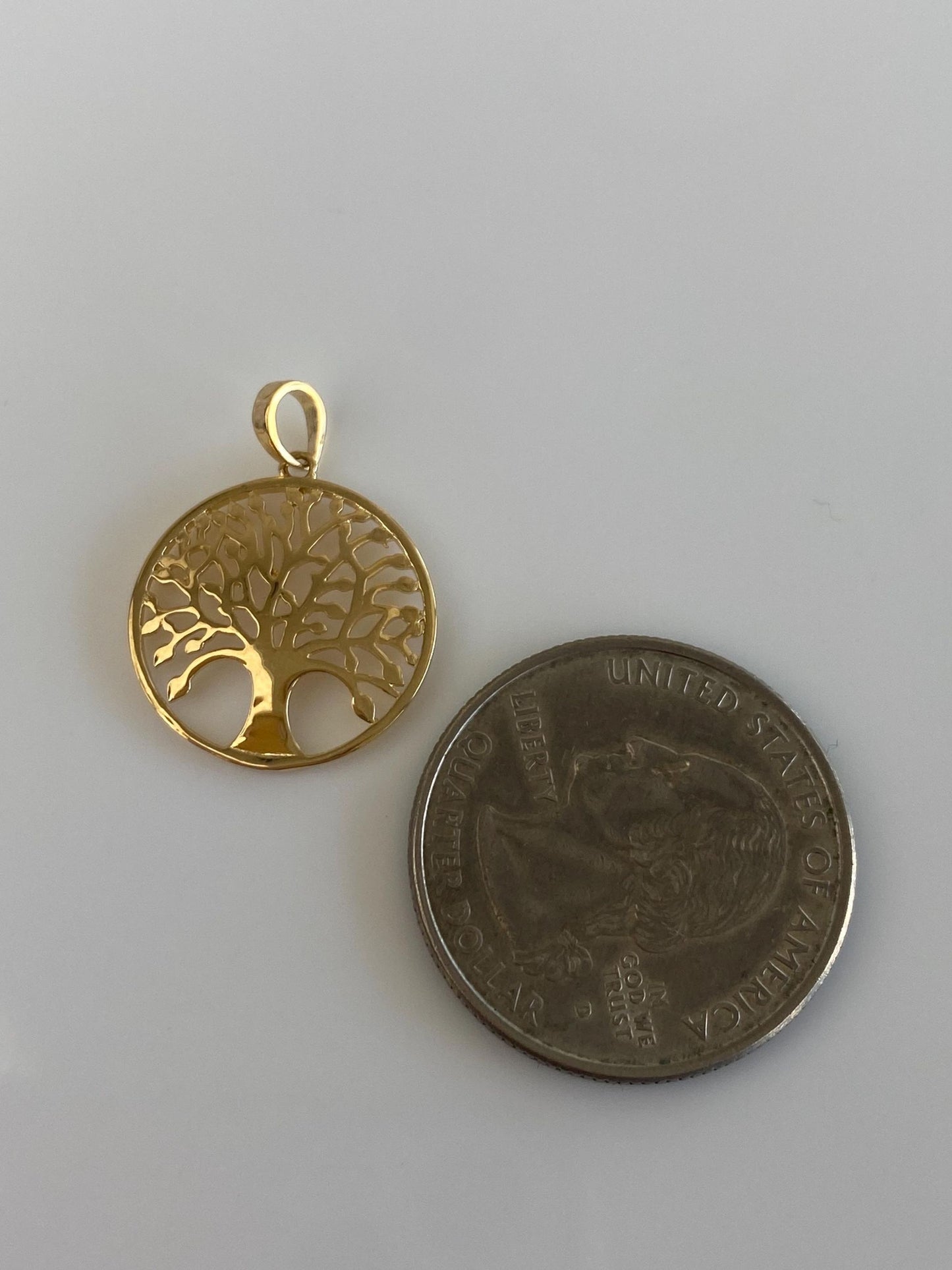 Vintage Solid 18k Yellow Gold Tree Charm