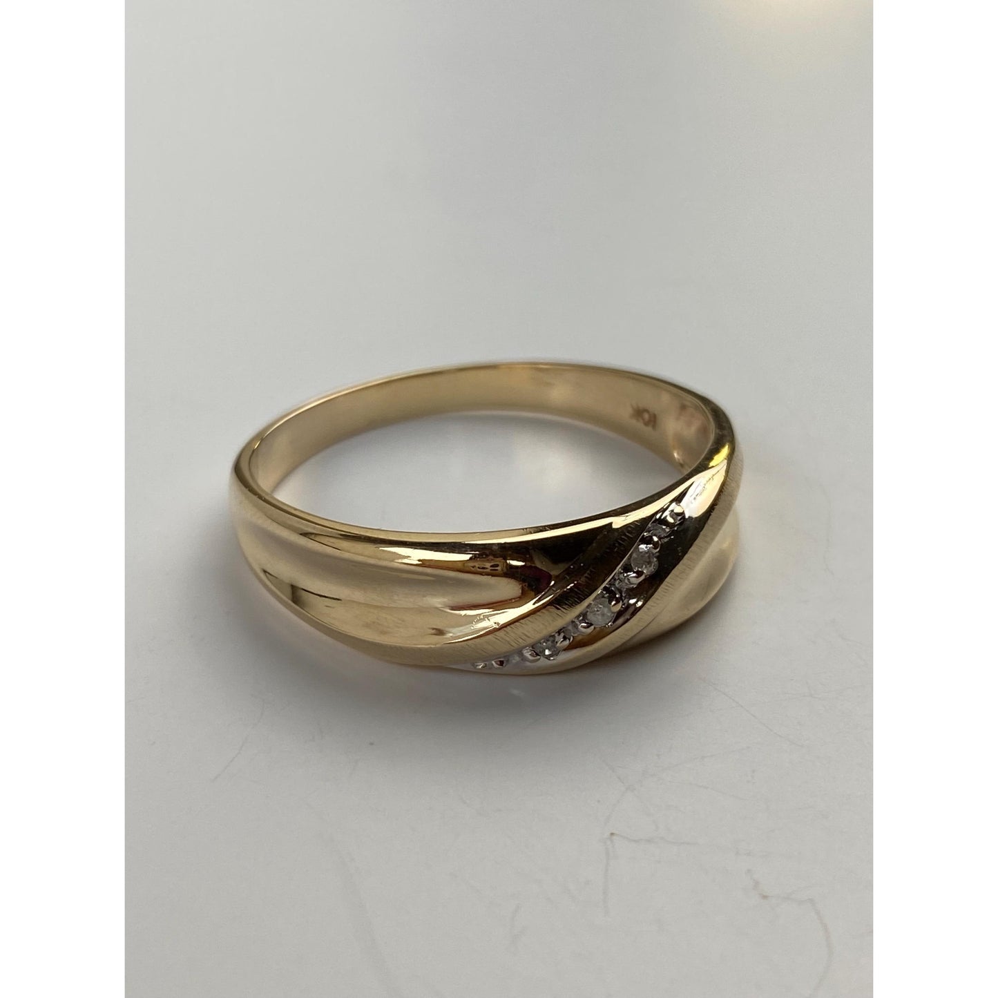 Vintage Solid 10k Yellow Gold Diamond Ring Band - Size 13.75